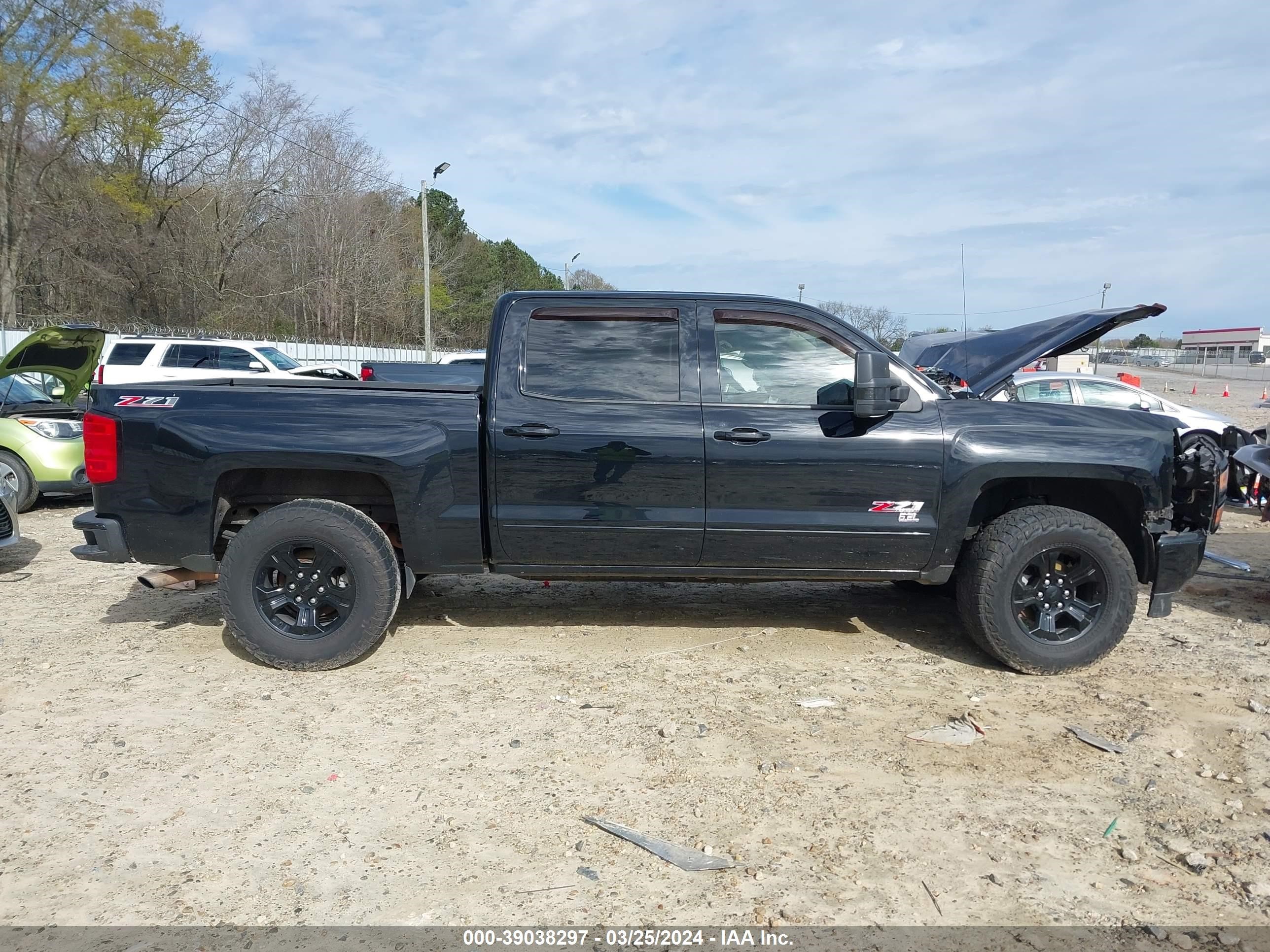 Photo 11 VIN: 3GCUKSEJ2FG372081 - CHEVROLET SILVERADO 