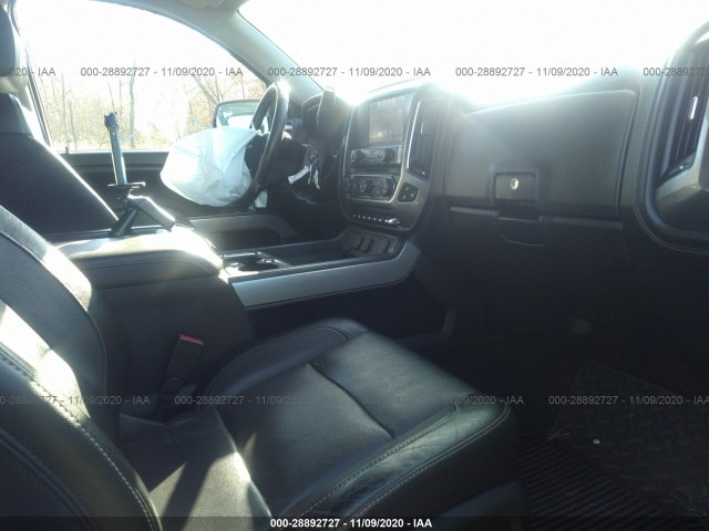 Photo 4 VIN: 3GCUKSEJ4GG214701 - CHEVROLET SILVERADO 1500 