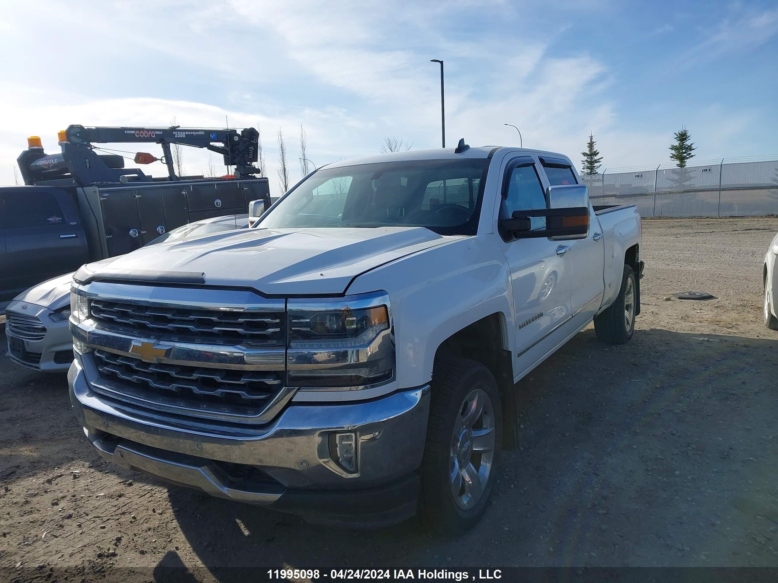 Photo 1 VIN: 3GCUKSEJ4JG287350 - CHEVROLET SILVERADO 