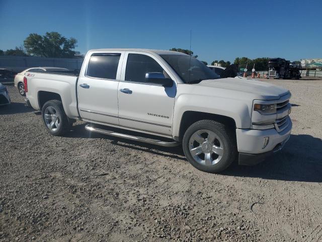 Photo 3 VIN: 3GCUKSEJ5JG113223 - CHEVROLET SILVERADO 