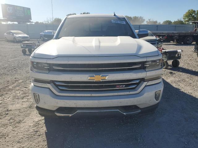 Photo 4 VIN: 3GCUKSEJ5JG113223 - CHEVROLET SILVERADO 