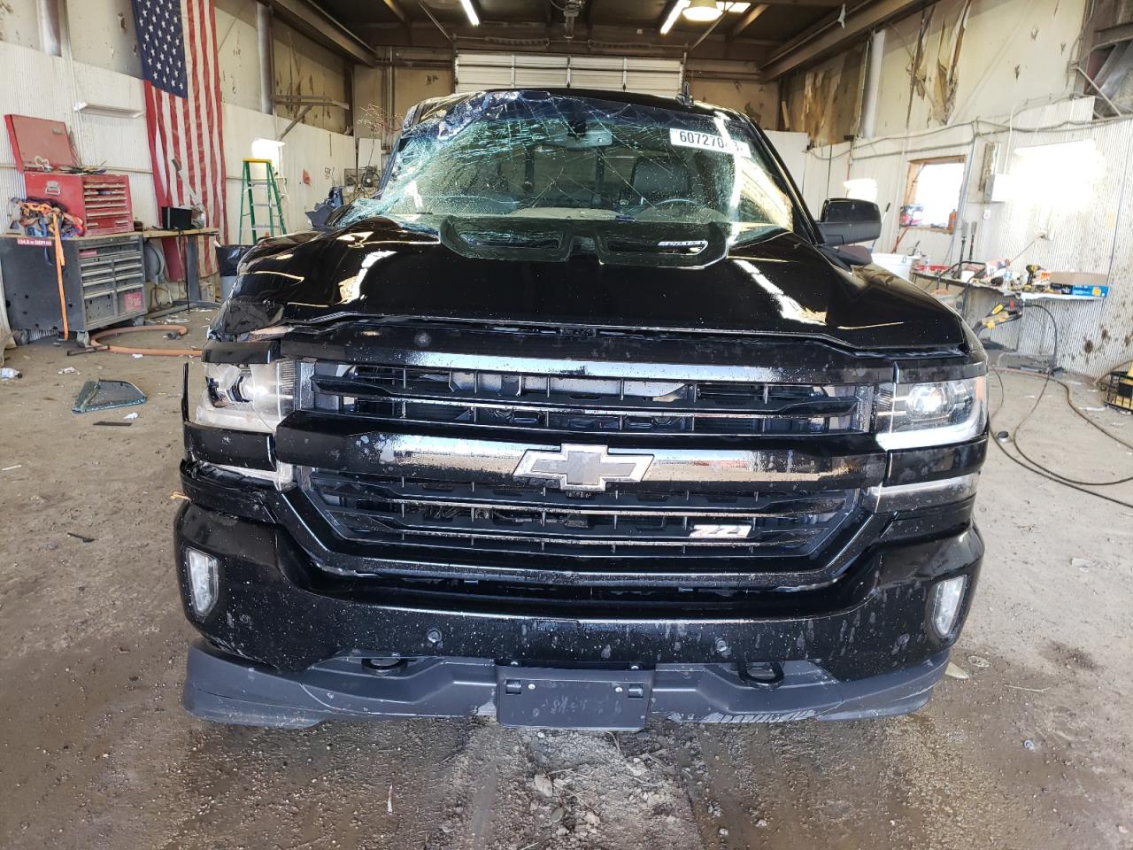 Photo 4 VIN: 3GCUKSEJ7HG493773 - CHEVROLET SILVERADO 