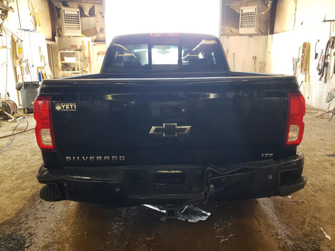 Photo 5 VIN: 3GCUKSEJ7HG493773 - CHEVROLET SILVERADO 