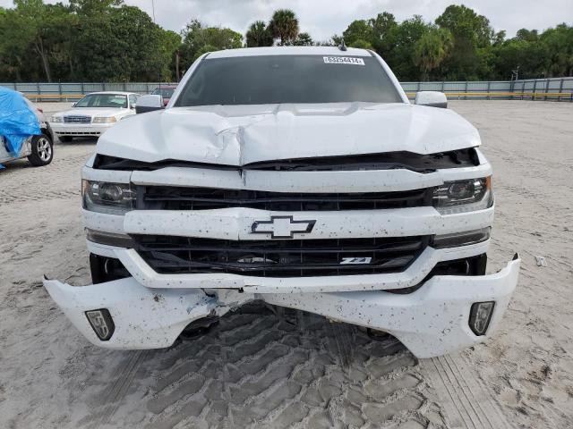 Photo 4 VIN: 3GCUKSEJ7JG302875 - CHEVROLET SILVERADO 