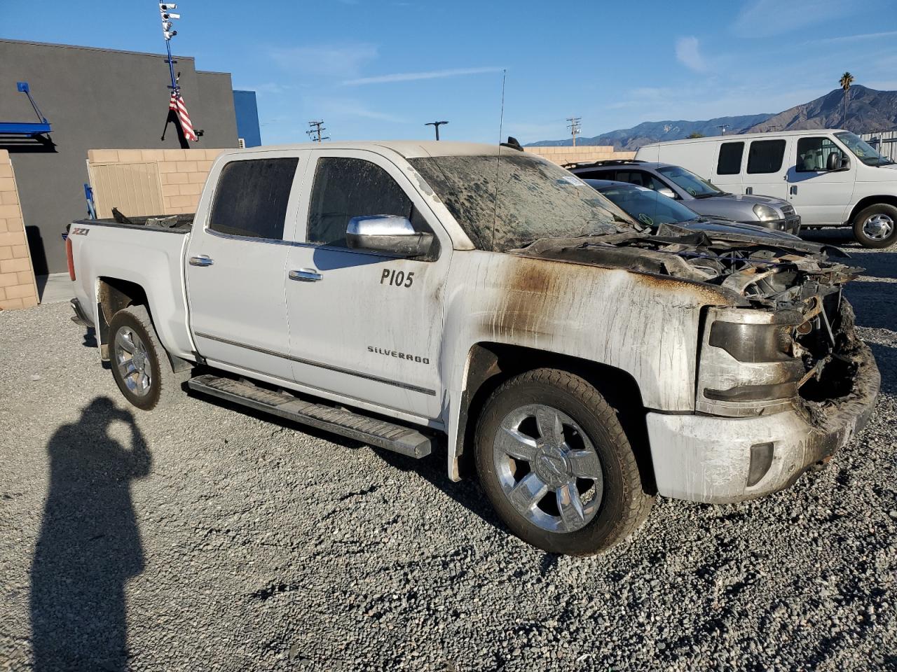 Photo 3 VIN: 3GCUKSEJ9GG134665 - CHEVROLET SILVERADO 