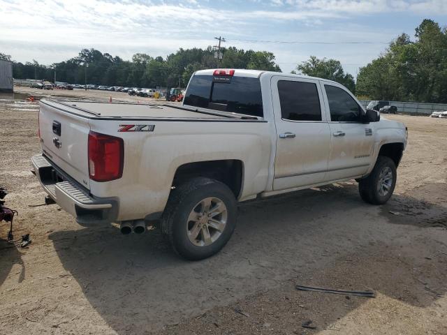 Photo 2 VIN: 3GCUKSEJ9JG125987 - CHEVROLET SILVERADO 