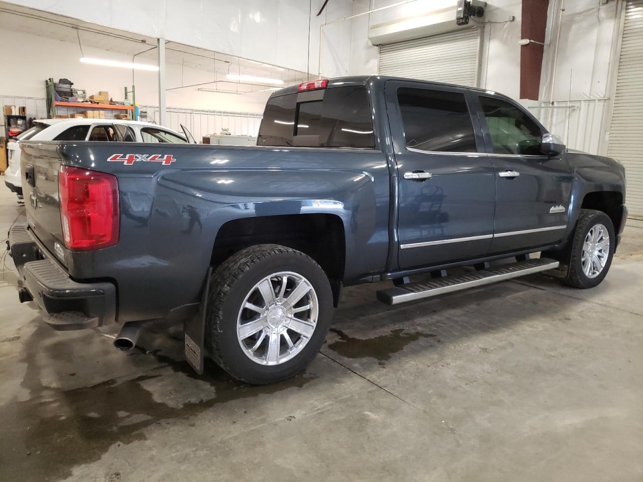 Photo 2 VIN: 3GCUKTEC0HG218107 - CHEVROLET SILVERADO 