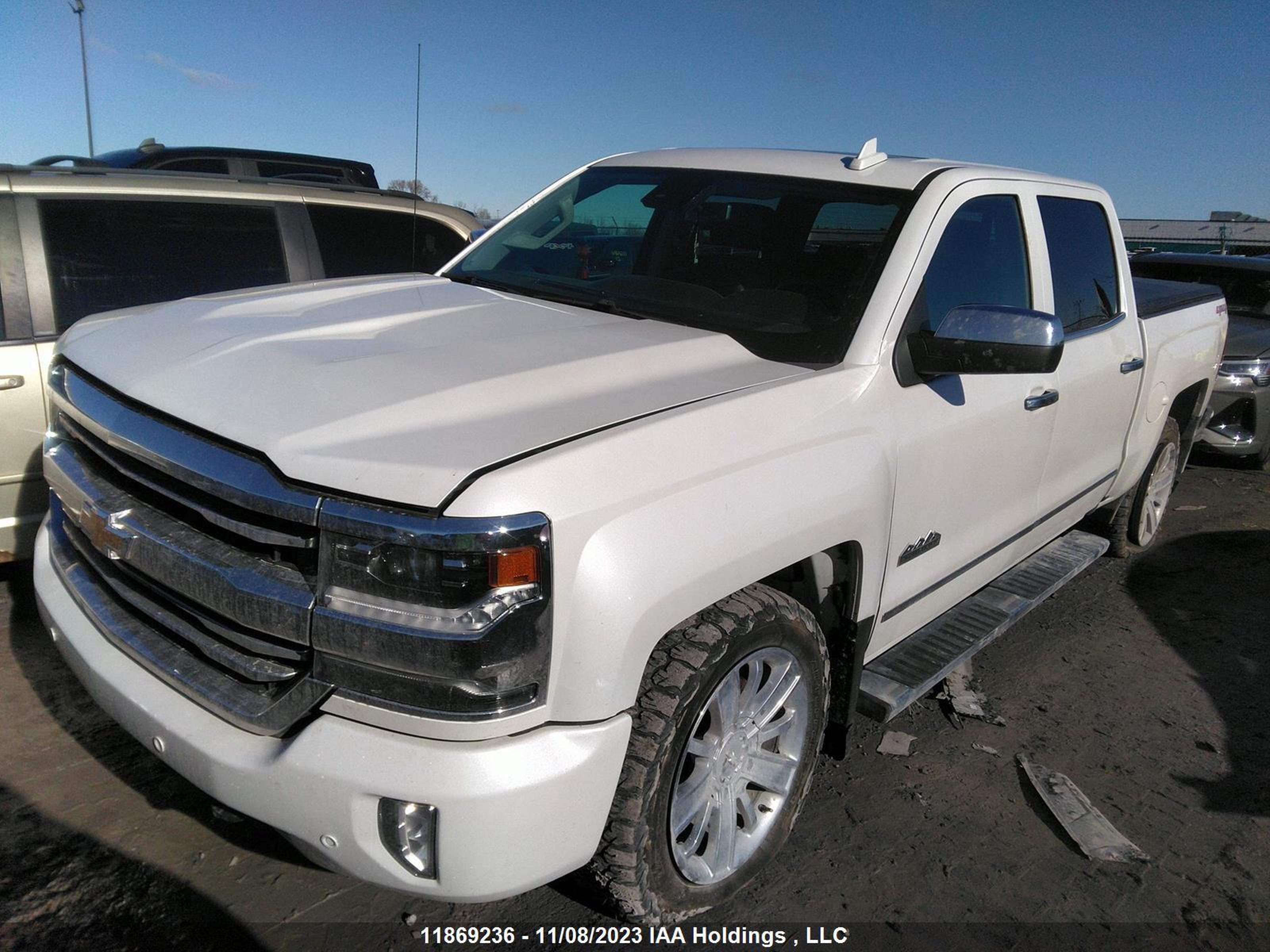 Photo 1 VIN: 3GCUKTEJ4JG561491 - CHEVROLET SILVERADO 