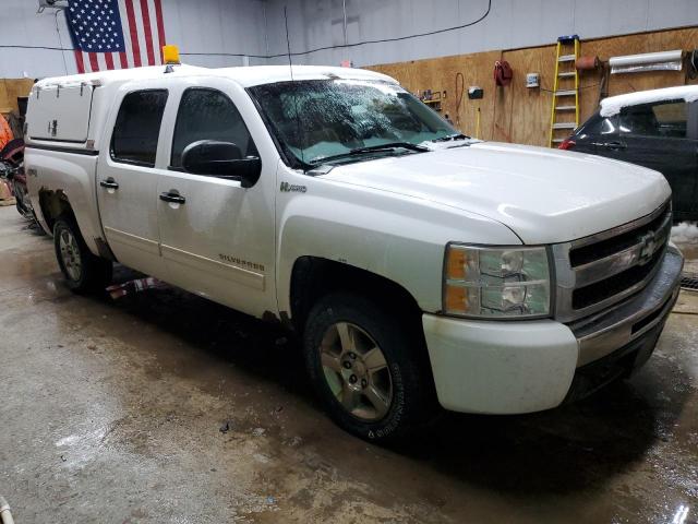 Photo 3 VIN: 3GCUKUEJ1BG300326 - CHEVROLET SILVERADO 