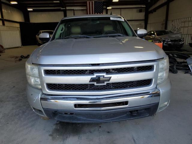 Photo 4 VIN: 3GCUKUEJ3BG199256 - CHEVROLET SILVERADO 