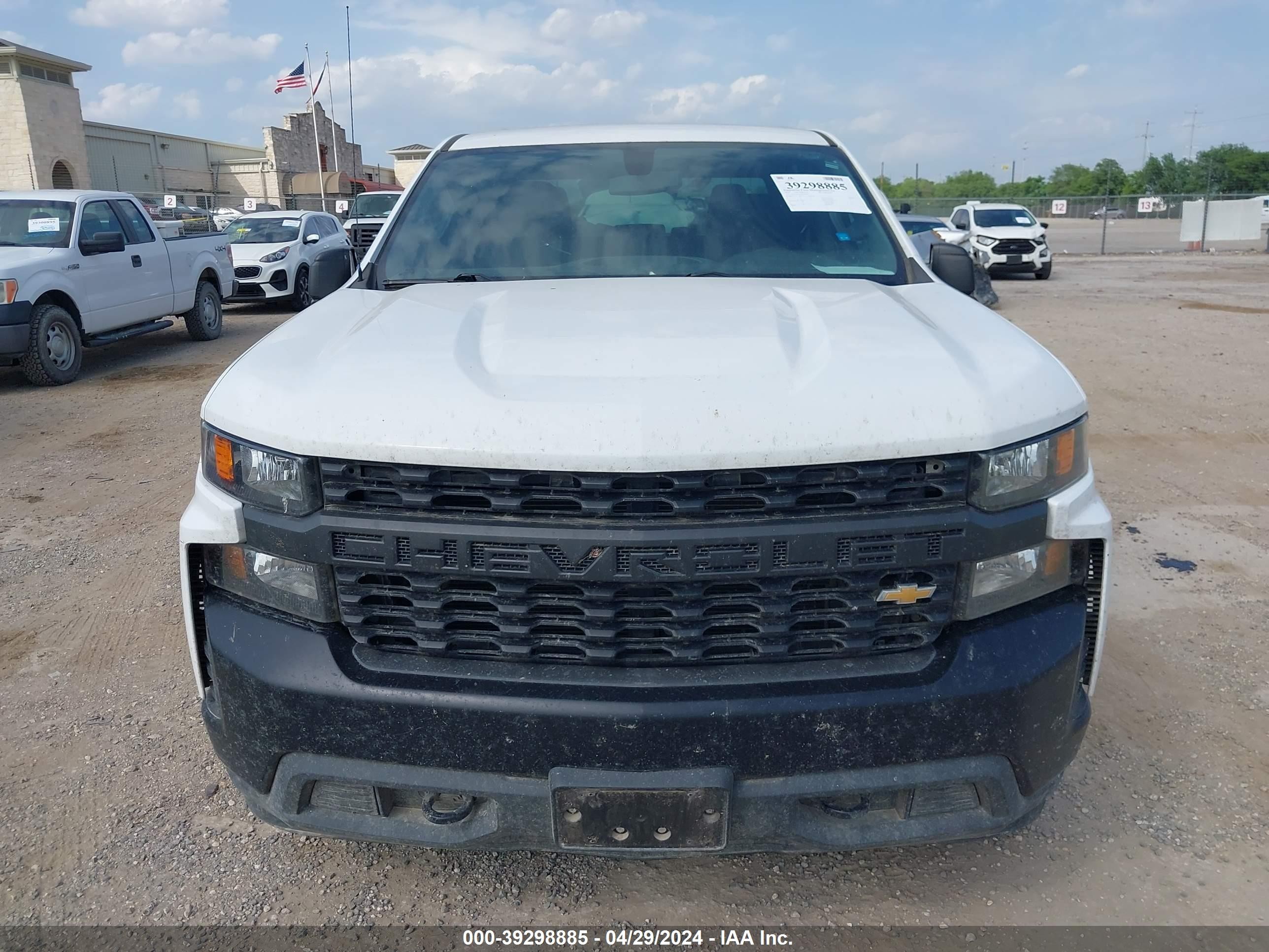 Photo 11 VIN: 3GCUYAEF9KG178341 - CHEVROLET SILVERADO 