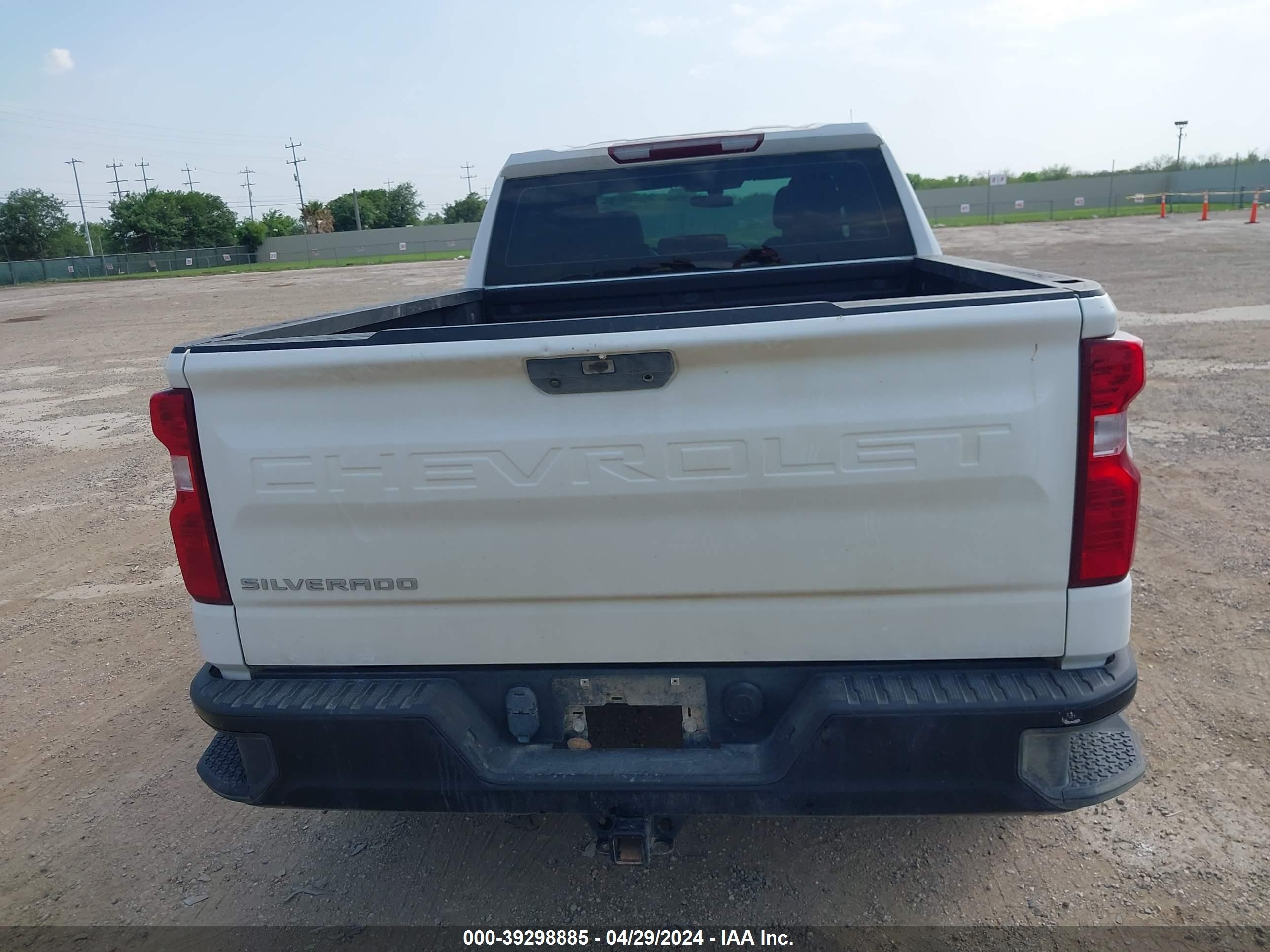 Photo 15 VIN: 3GCUYAEF9KG178341 - CHEVROLET SILVERADO 