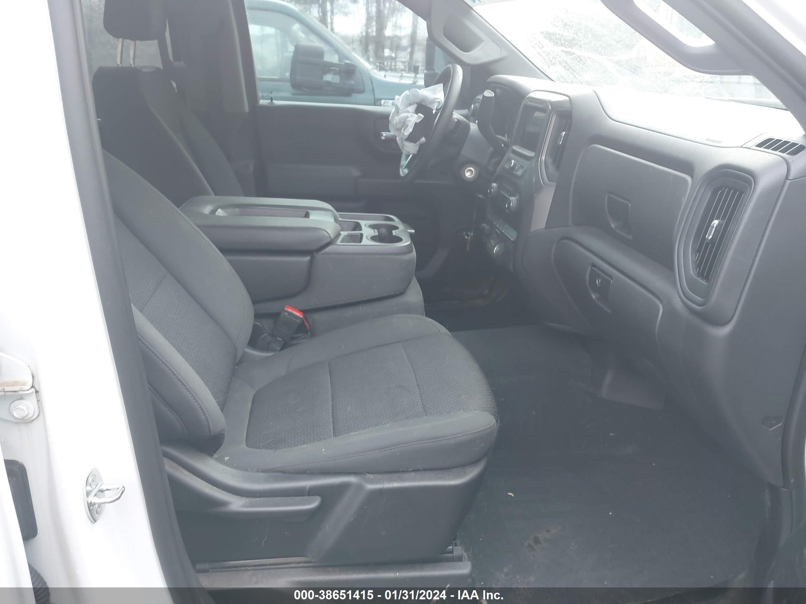 Photo 4 VIN: 3GCUYBEF6MG361351 - CHEVROLET SILVERADO 