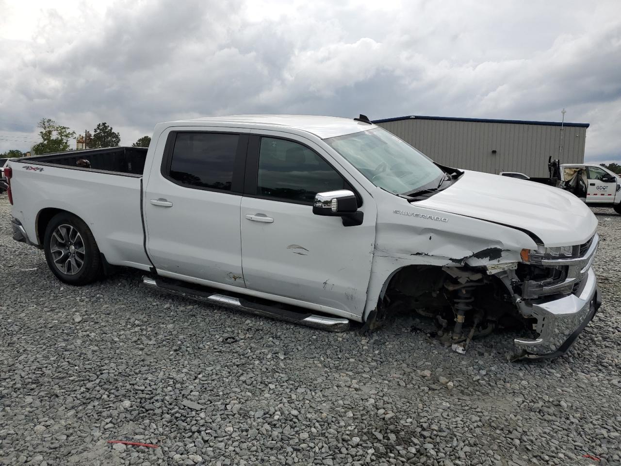 Photo 3 VIN: 3GCUYDED0NG127279 - CHEVROLET SILVERADO 