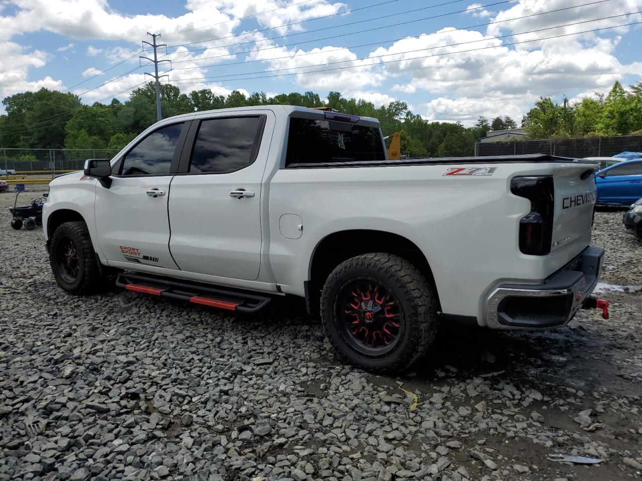 Photo 1 VIN: 3GCUYDED1KG128632 - CHEVROLET SILVERADO 