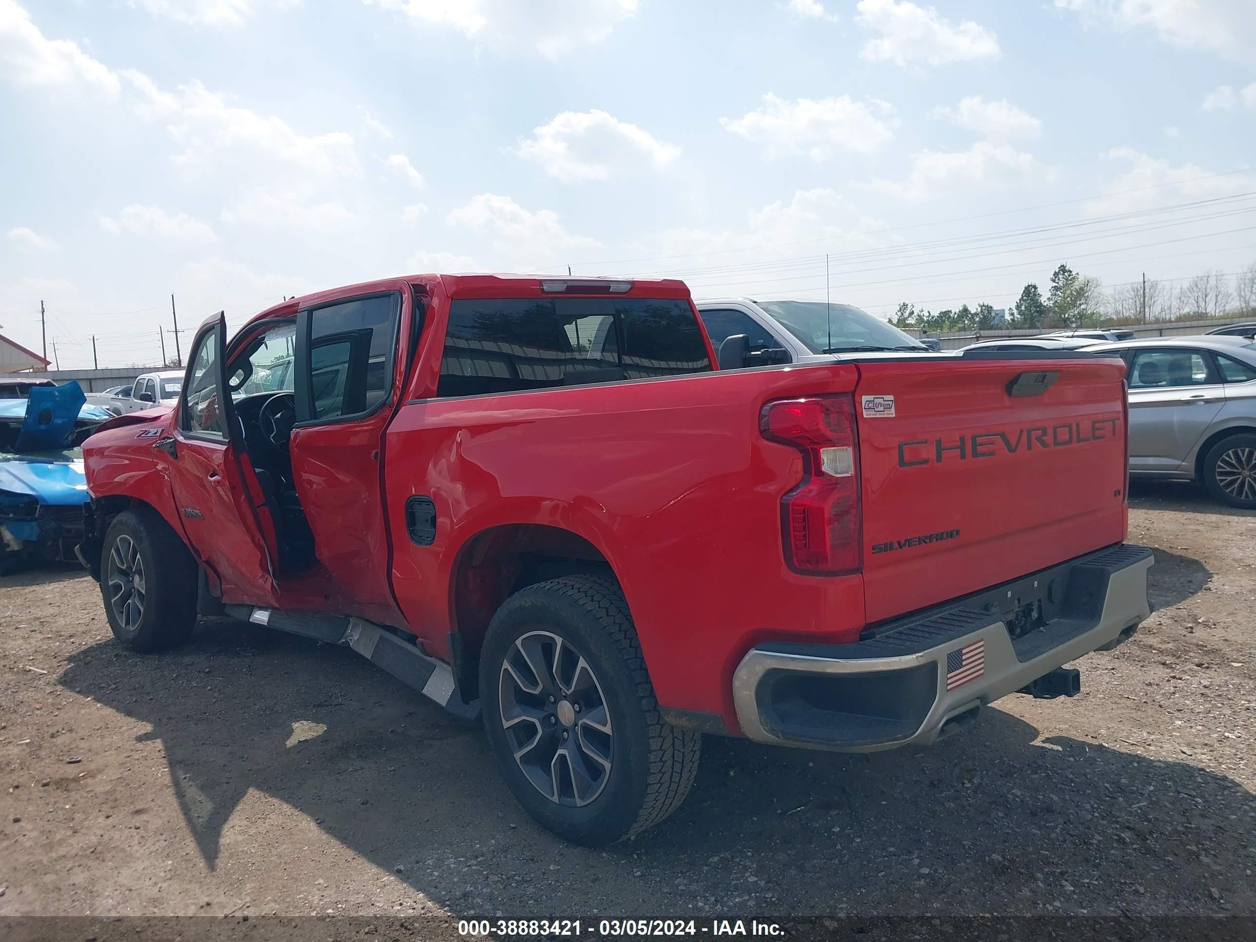 Photo 2 VIN: 3GCUYDED1NG131552 - CHEVROLET SILVERADO 