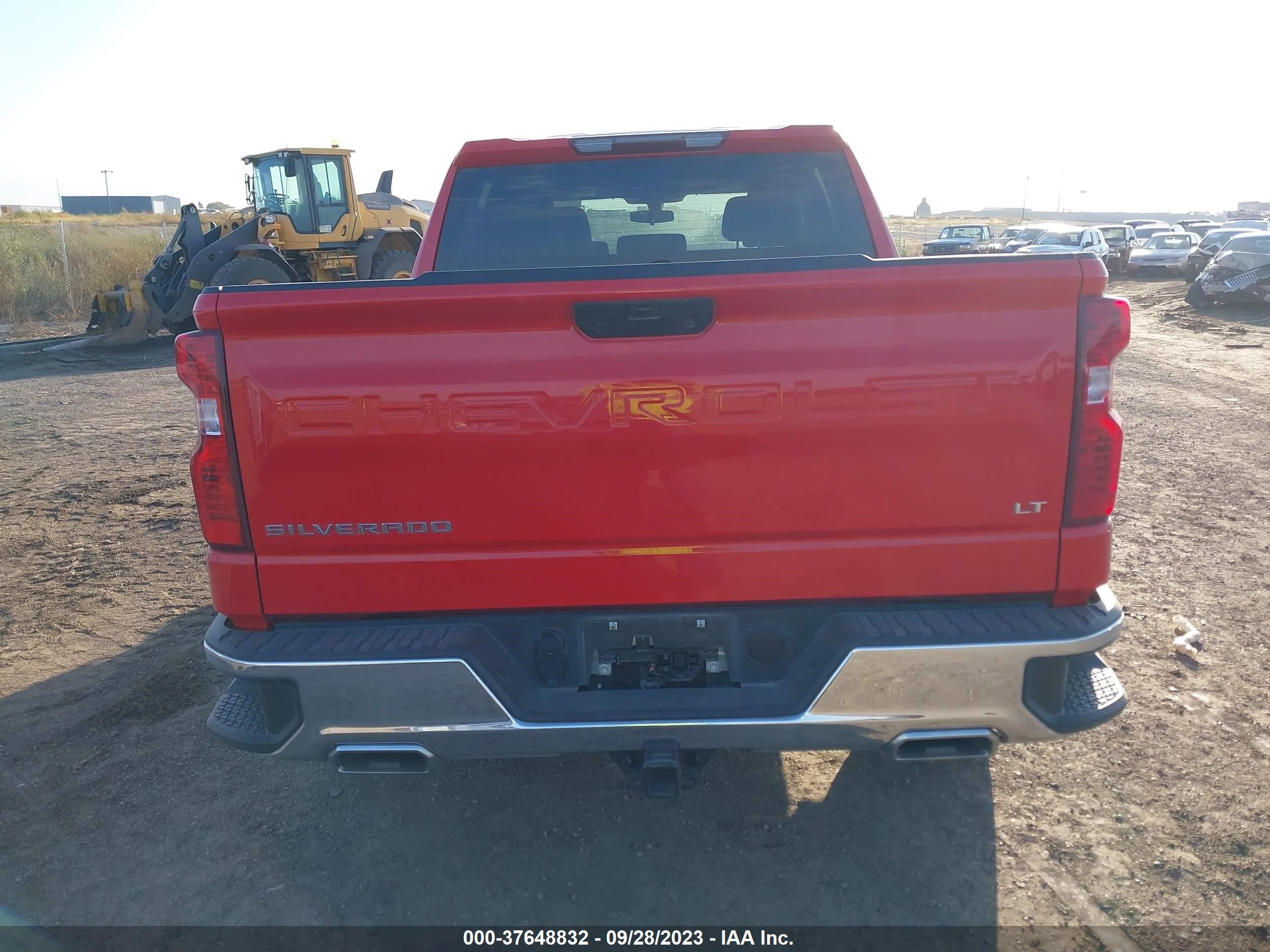 Photo 15 VIN: 3GCUYDED2MG233554 - CHEVROLET SILVERADO 