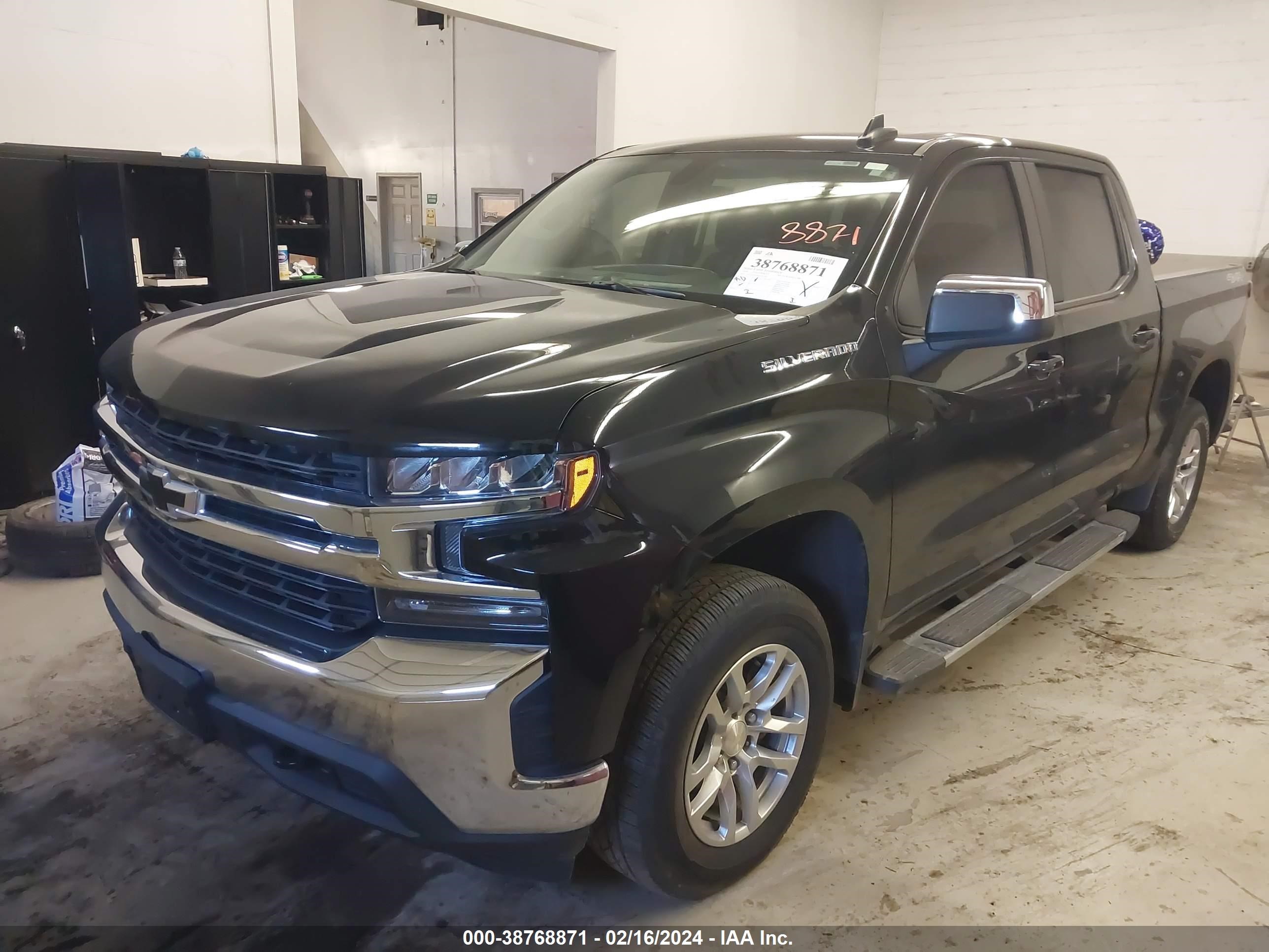 Photo 1 VIN: 3GCUYDED3KG101366 - CHEVROLET SILVERADO 