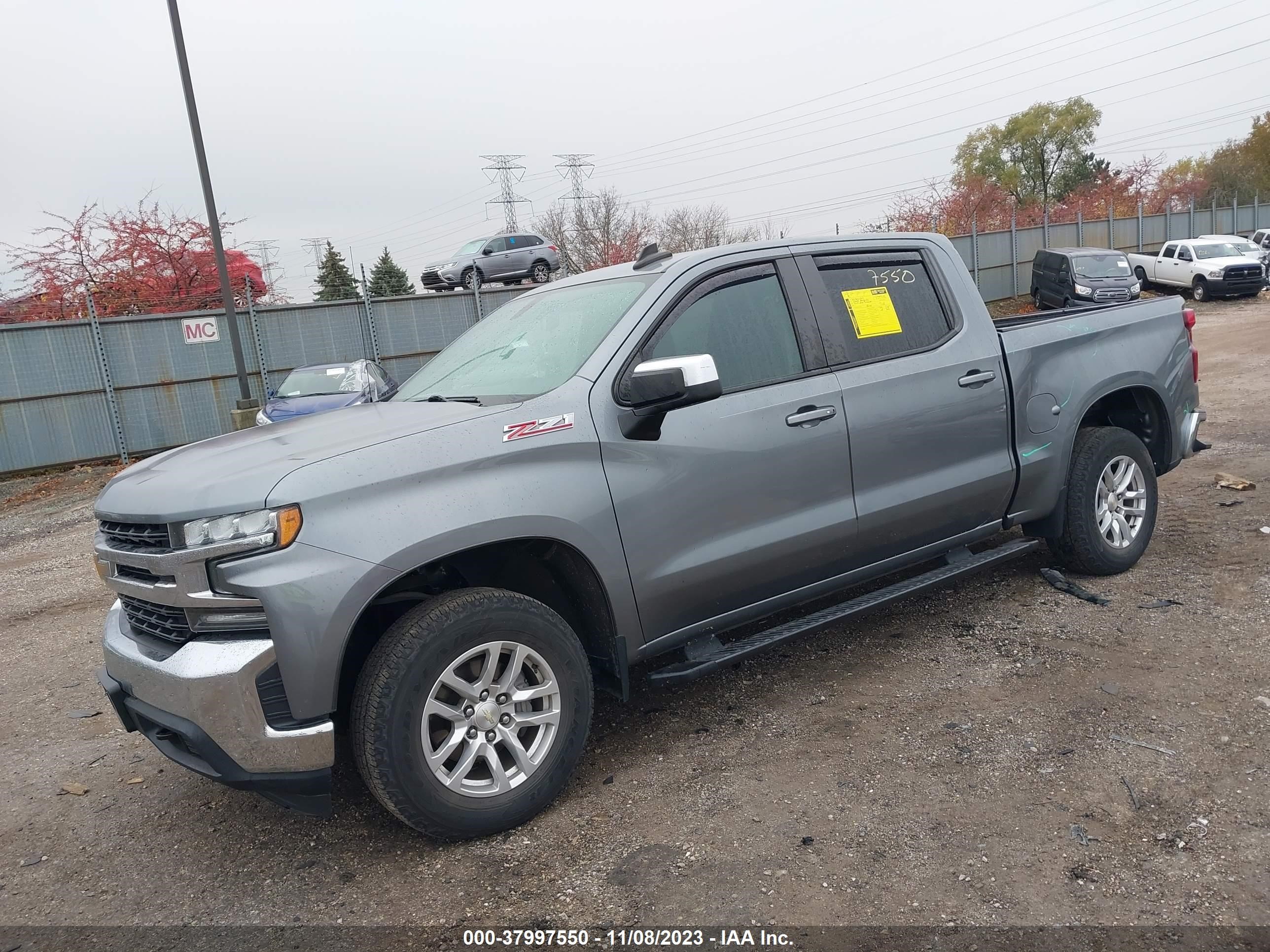 Photo 1 VIN: 3GCUYDED3KG223094 - CHEVROLET SILVERADO 