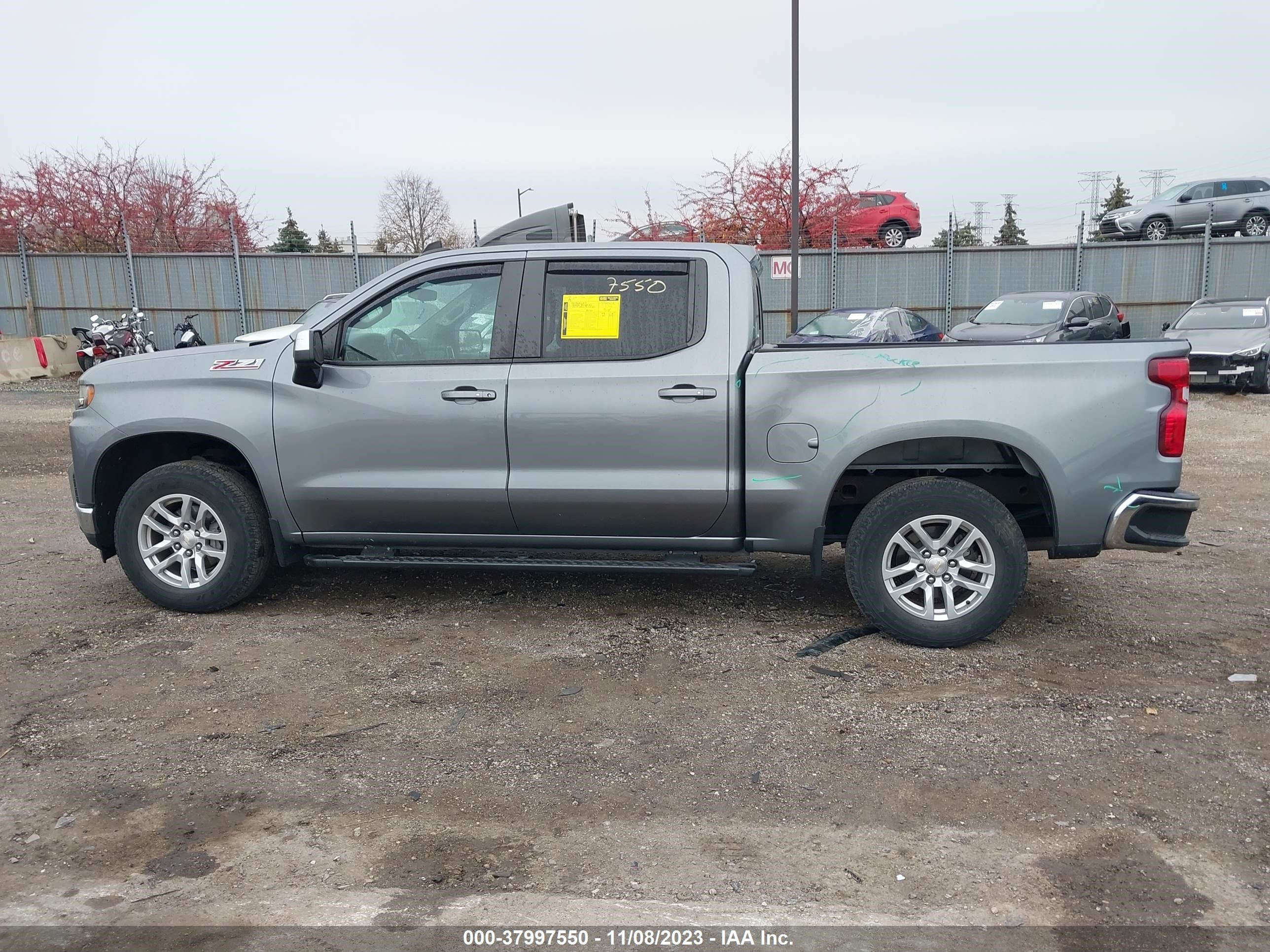 Photo 13 VIN: 3GCUYDED3KG223094 - CHEVROLET SILVERADO 