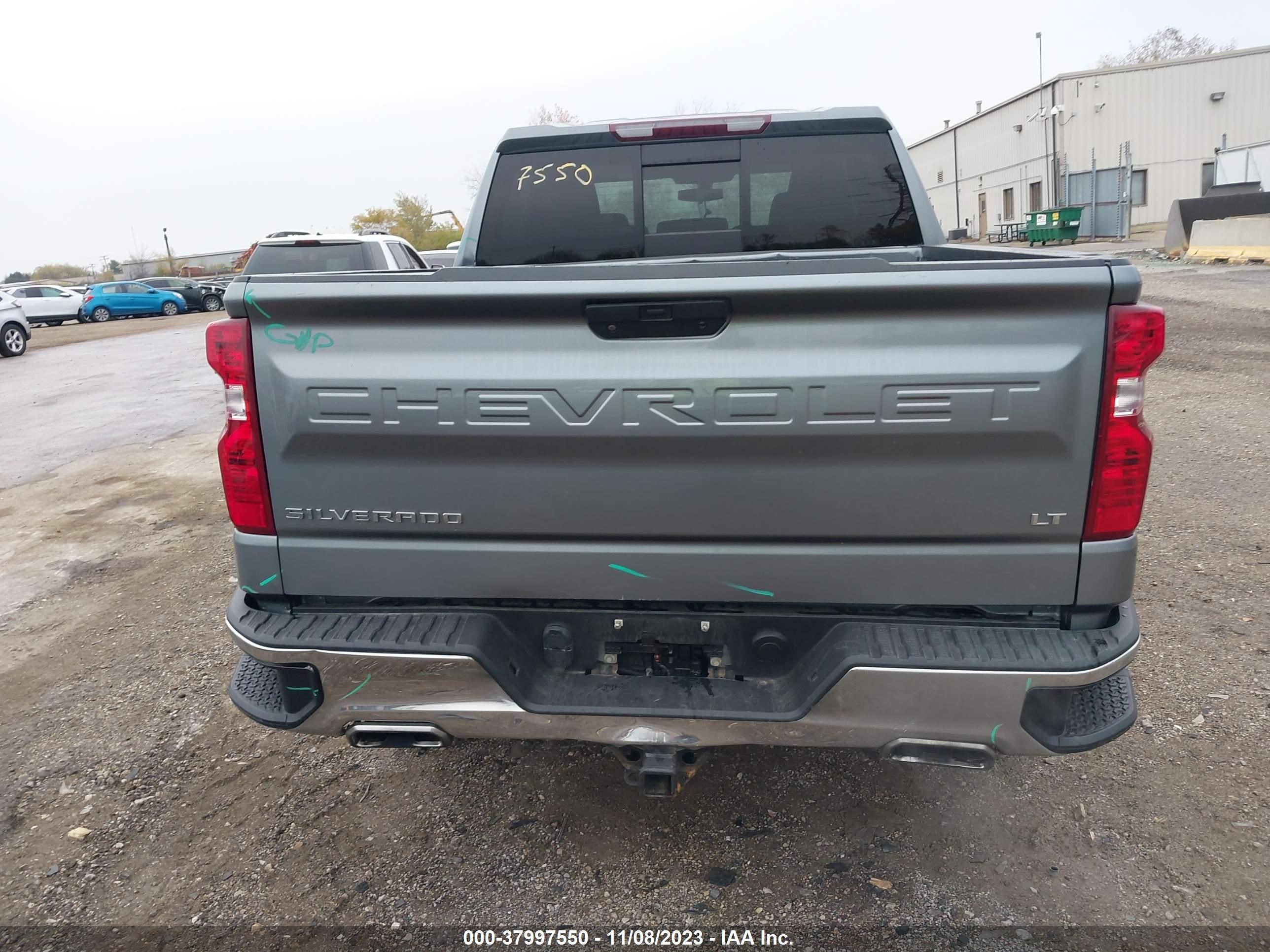 Photo 15 VIN: 3GCUYDED3KG223094 - CHEVROLET SILVERADO 