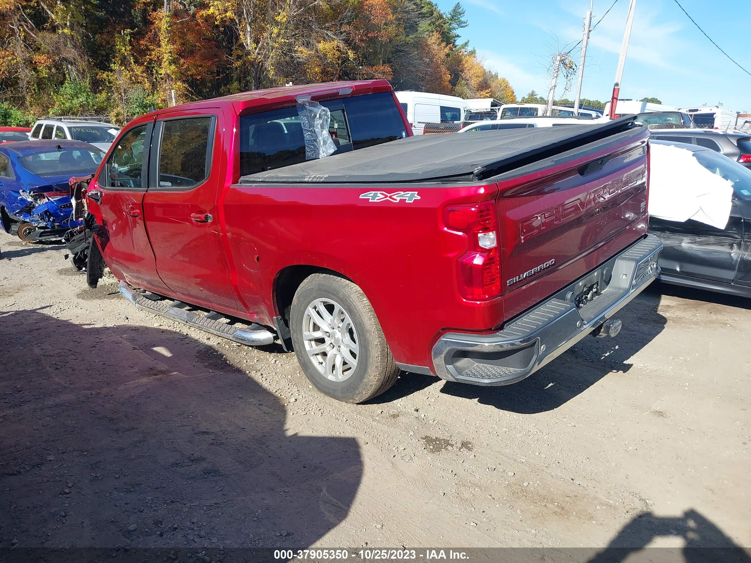 Photo 2 VIN: 3GCUYDED4MG227836 - CHEVROLET SILVERADO 