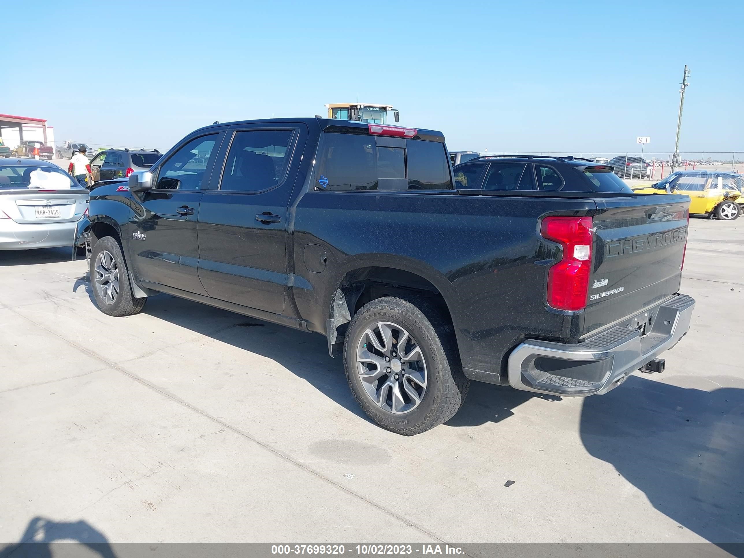 Photo 2 VIN: 3GCUYDED8MG188359 - CHEVROLET SILVERADO 