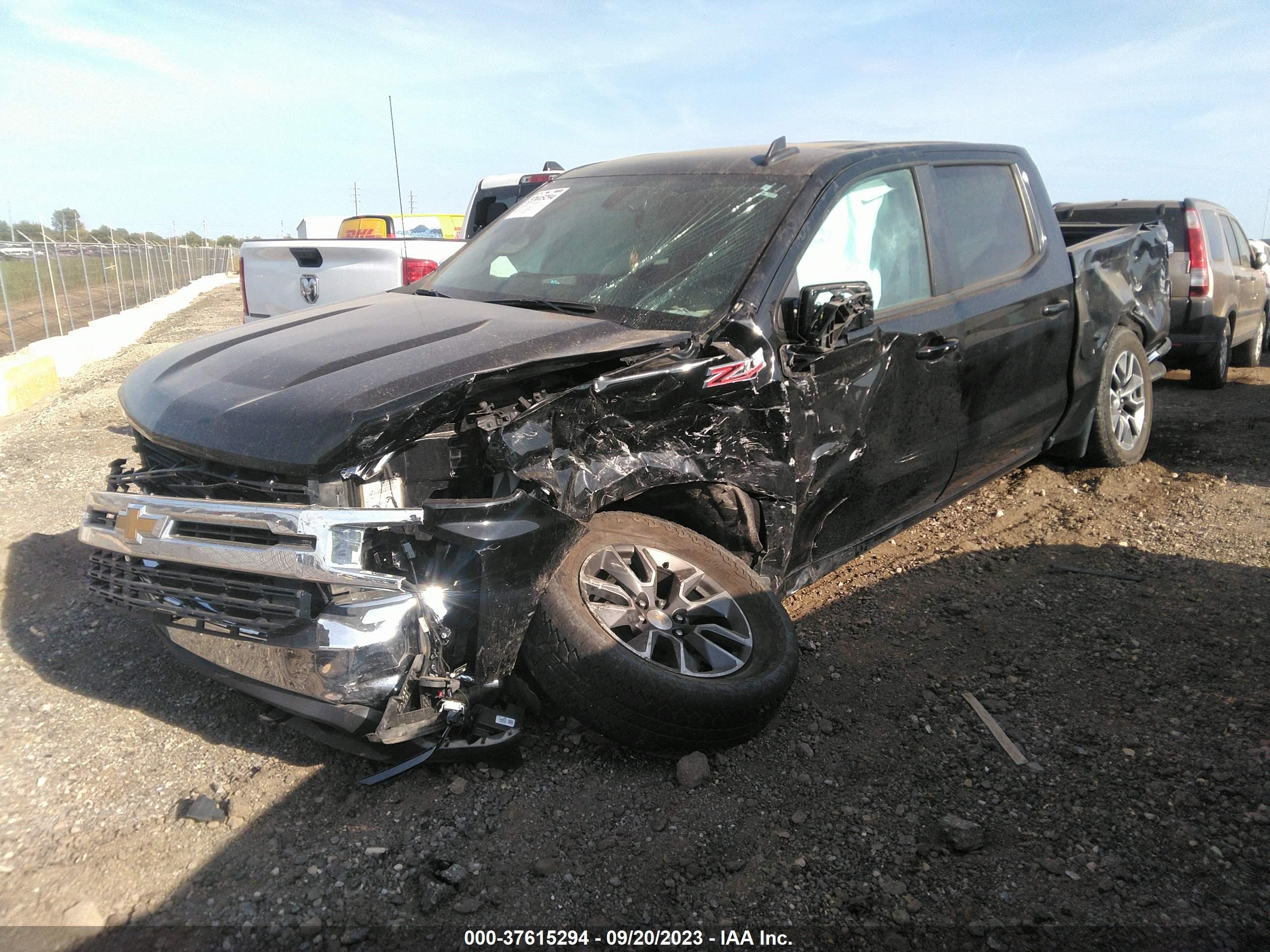 Photo 1 VIN: 3GCUYDED8MG394345 - CHEVROLET SILVERADO 