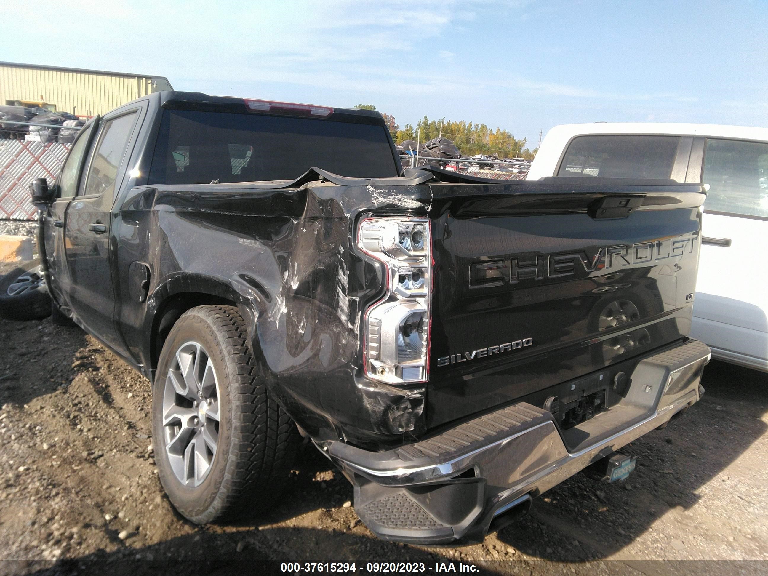 Photo 2 VIN: 3GCUYDED8MG394345 - CHEVROLET SILVERADO 