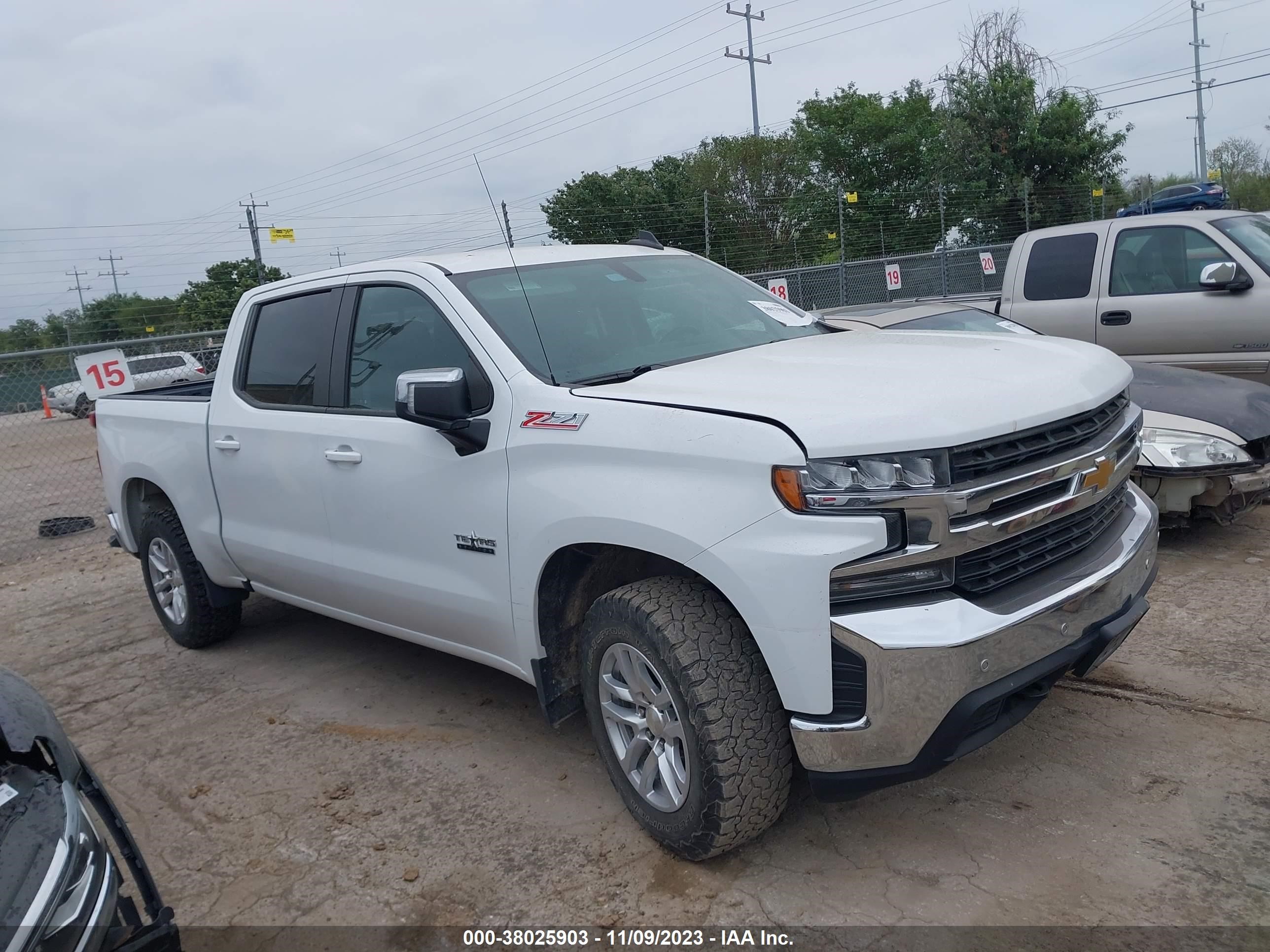 Photo 12 VIN: 3GCUYDED9LG311844 - CHEVROLET SILVERADO 