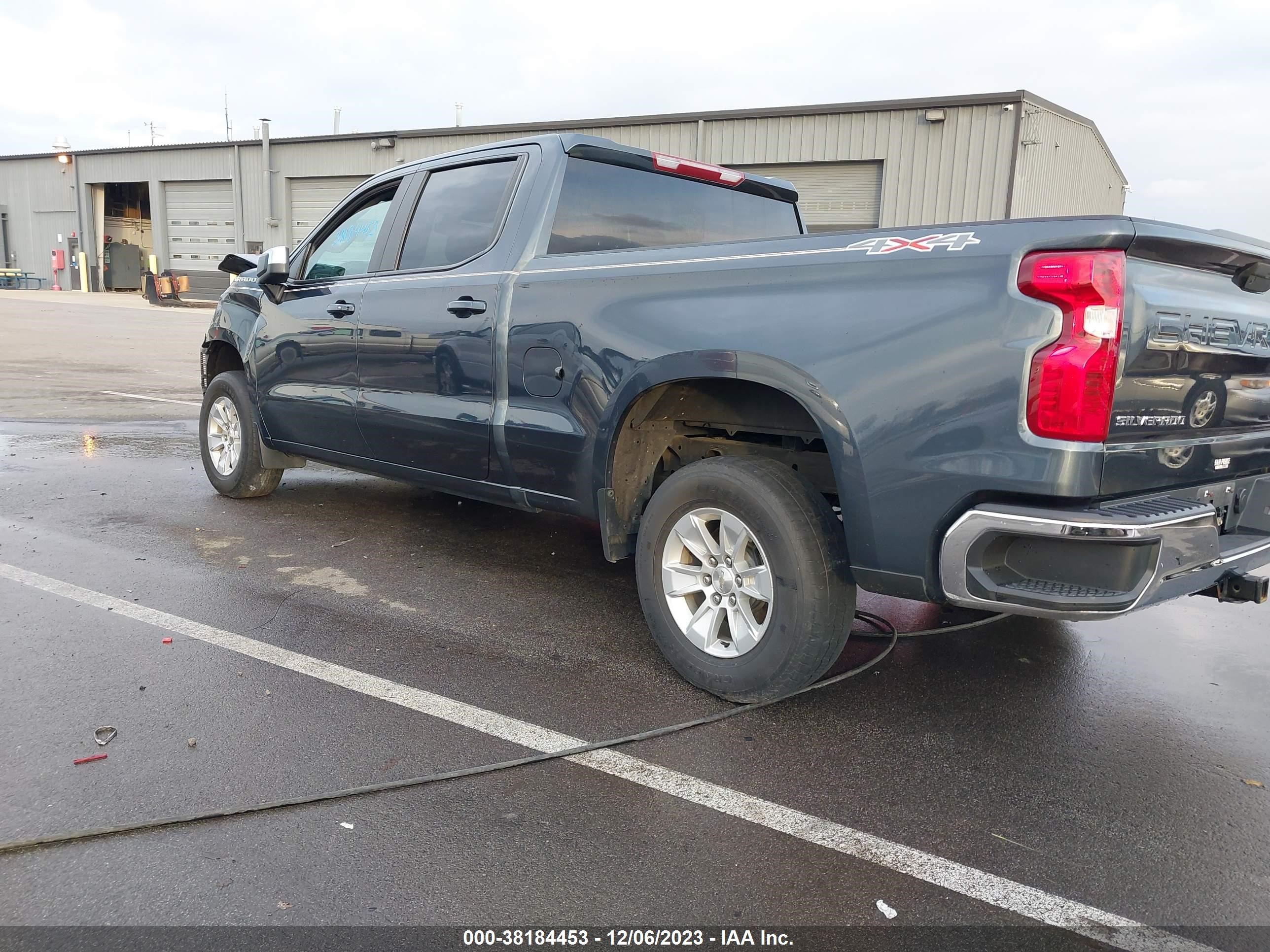 Photo 2 VIN: 3GCUYDEDXLG347638 - CHEVROLET SILVERADO 