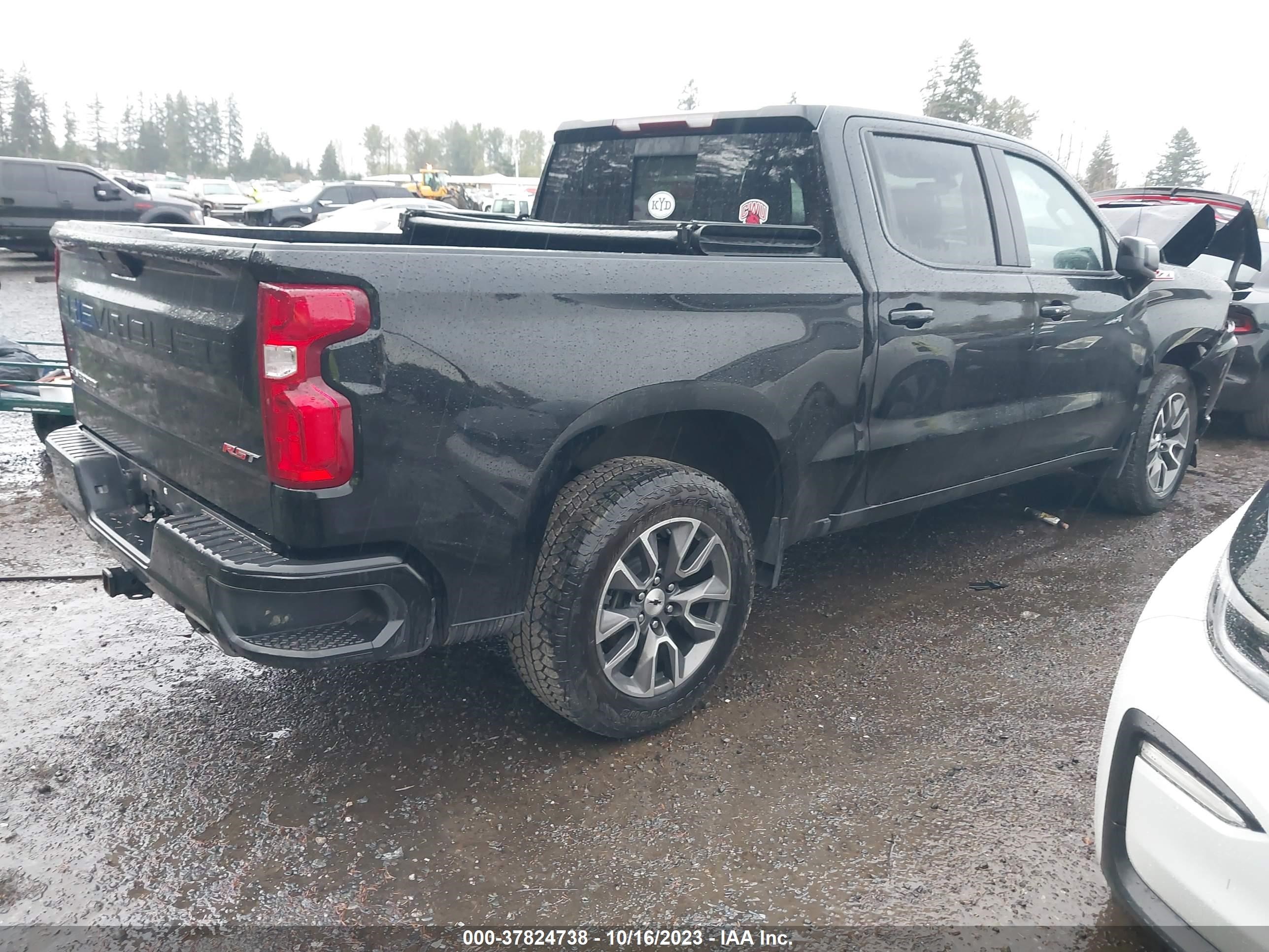 Photo 3 VIN: 3GCUYEED2NG149600 - CHEVROLET SILVERADO 