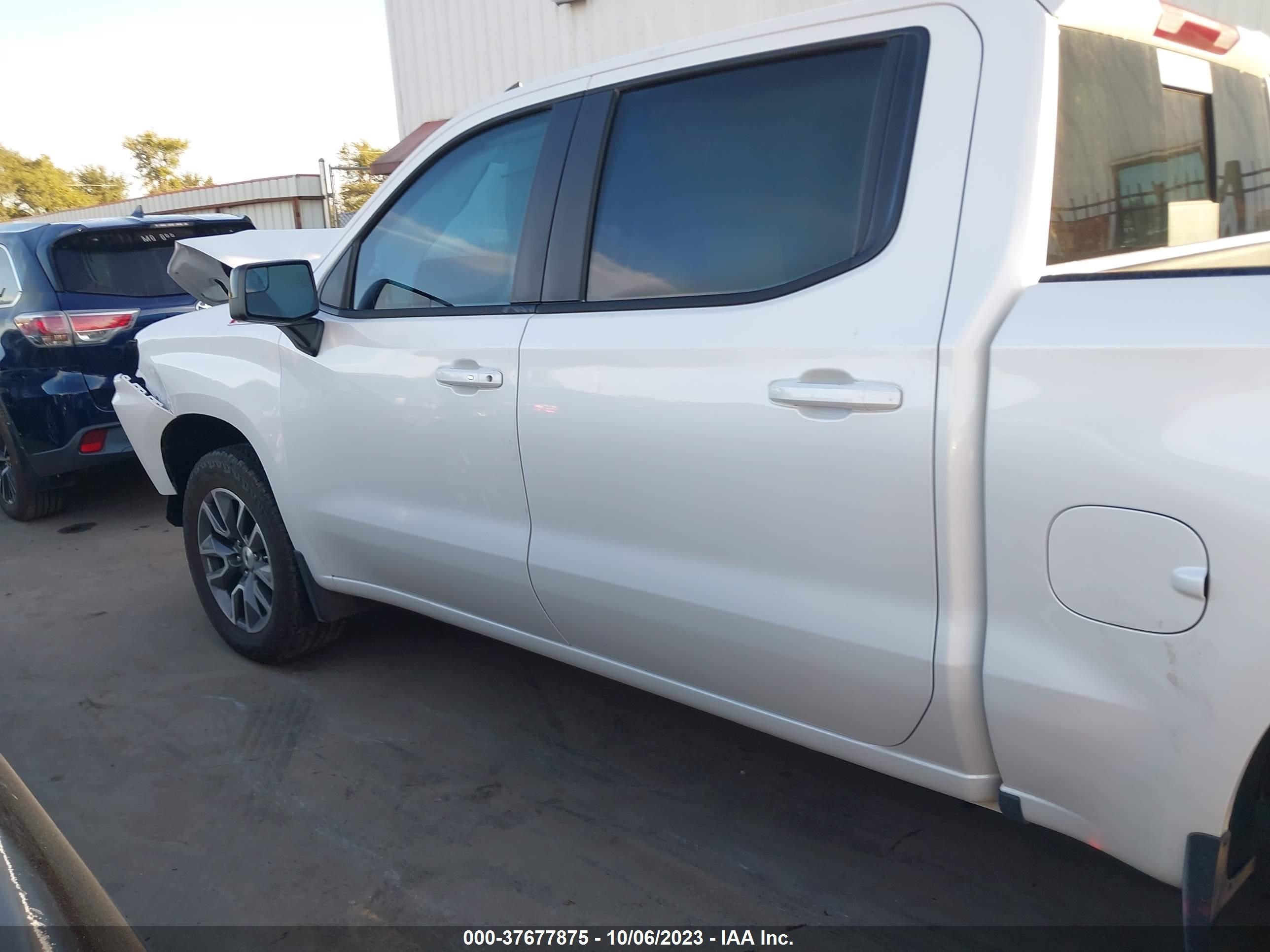 Photo 13 VIN: 3GCUYEED4NG123287 - CHEVROLET SILVERADO 