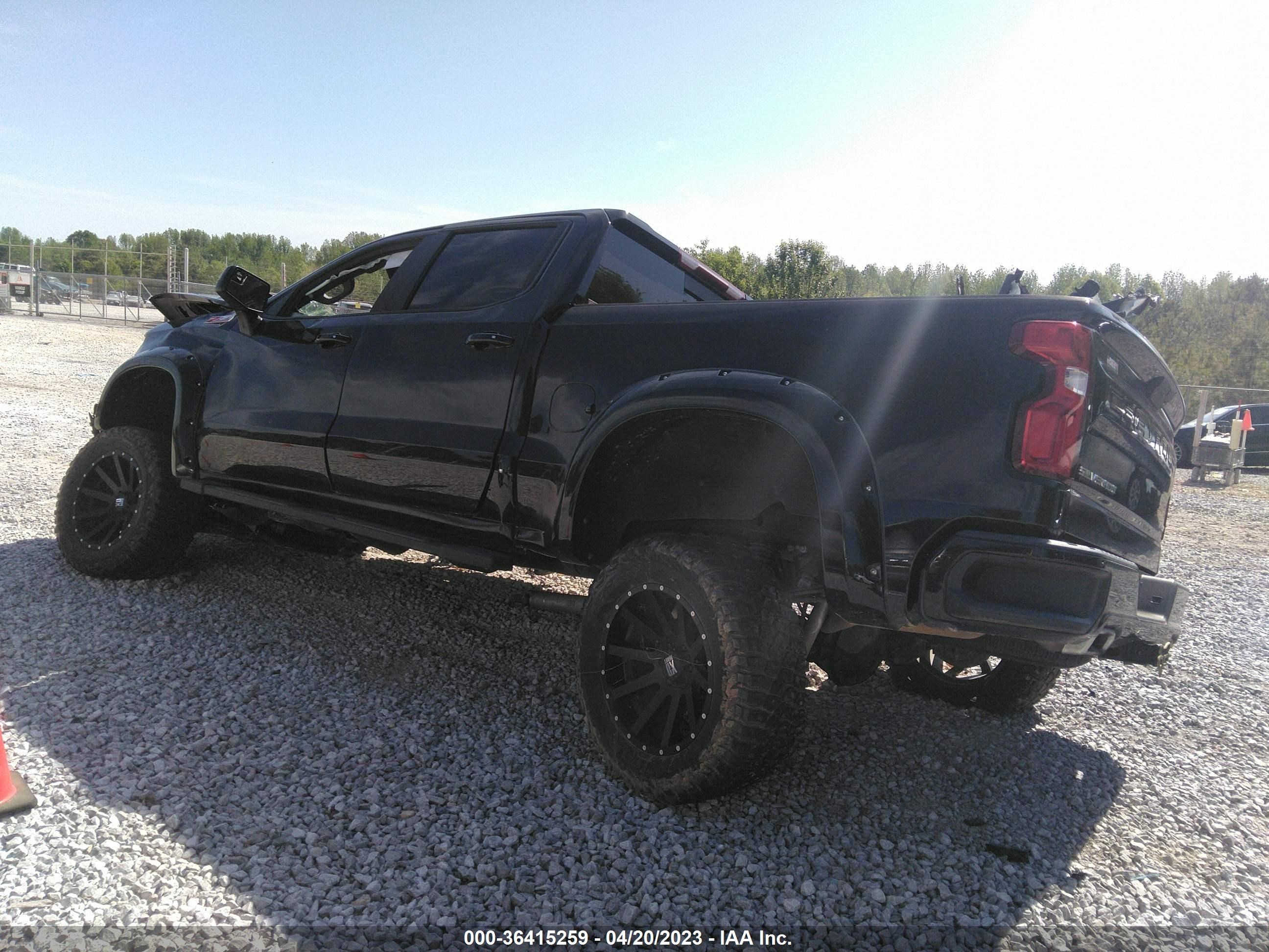 Photo 2 VIN: 3GCUYEED5KG210725 - CHEVROLET SILVERADO 