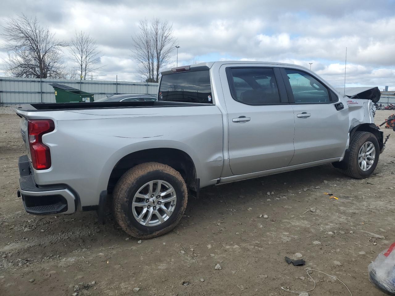 Photo 2 VIN: 3GCUYEEDXKG174823 - CHEVROLET SILVERADO 