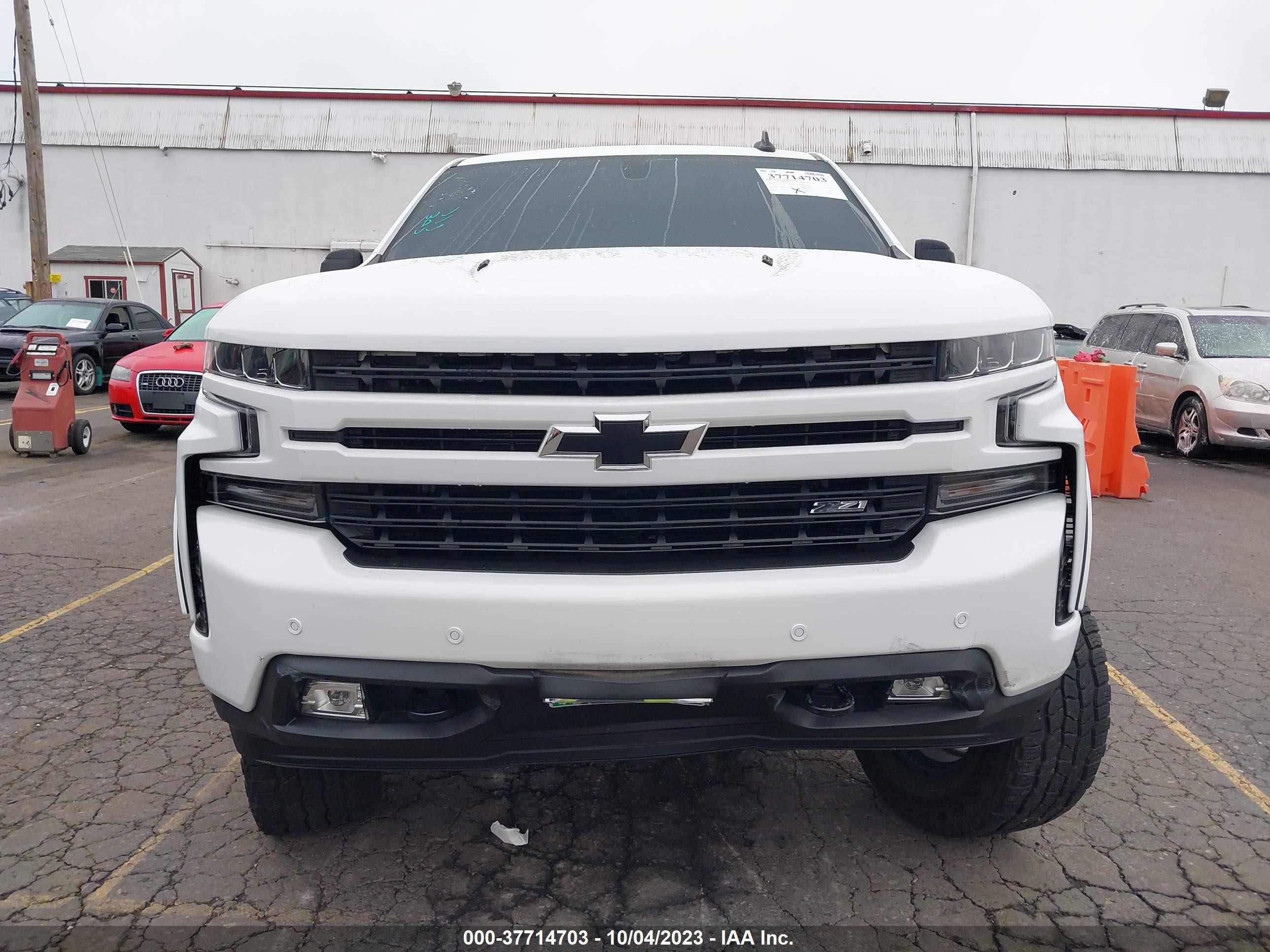 Photo 11 VIN: 3GCUYEEL6MG239564 - CHEVROLET SILVERADO 