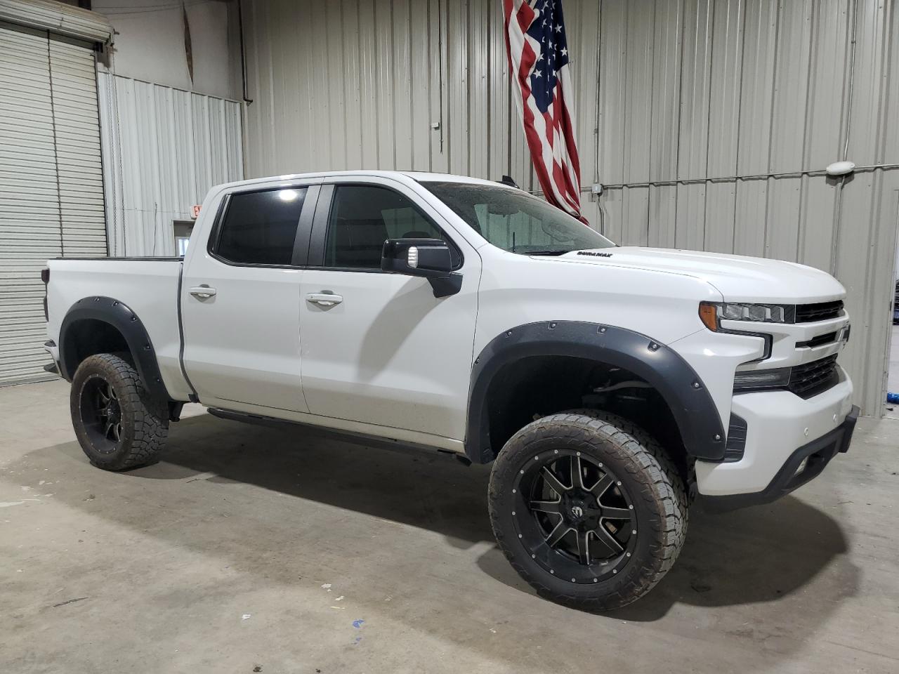 Photo 3 VIN: 3GCUYEET0MG209170 - CHEVROLET SILVERADO 