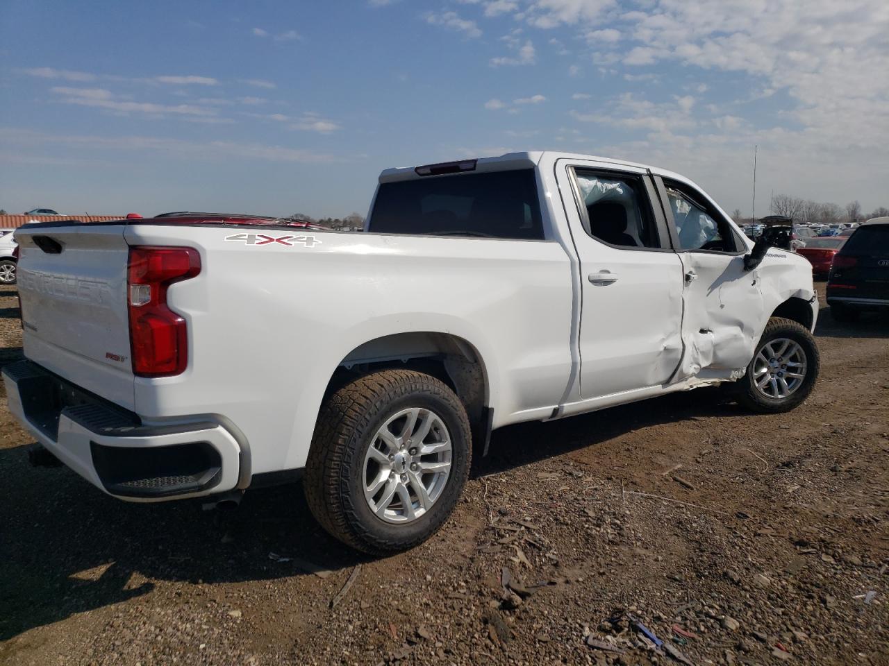 Photo 2 VIN: 3GCUYEET1MG133958 - CHEVROLET SILVERADO 