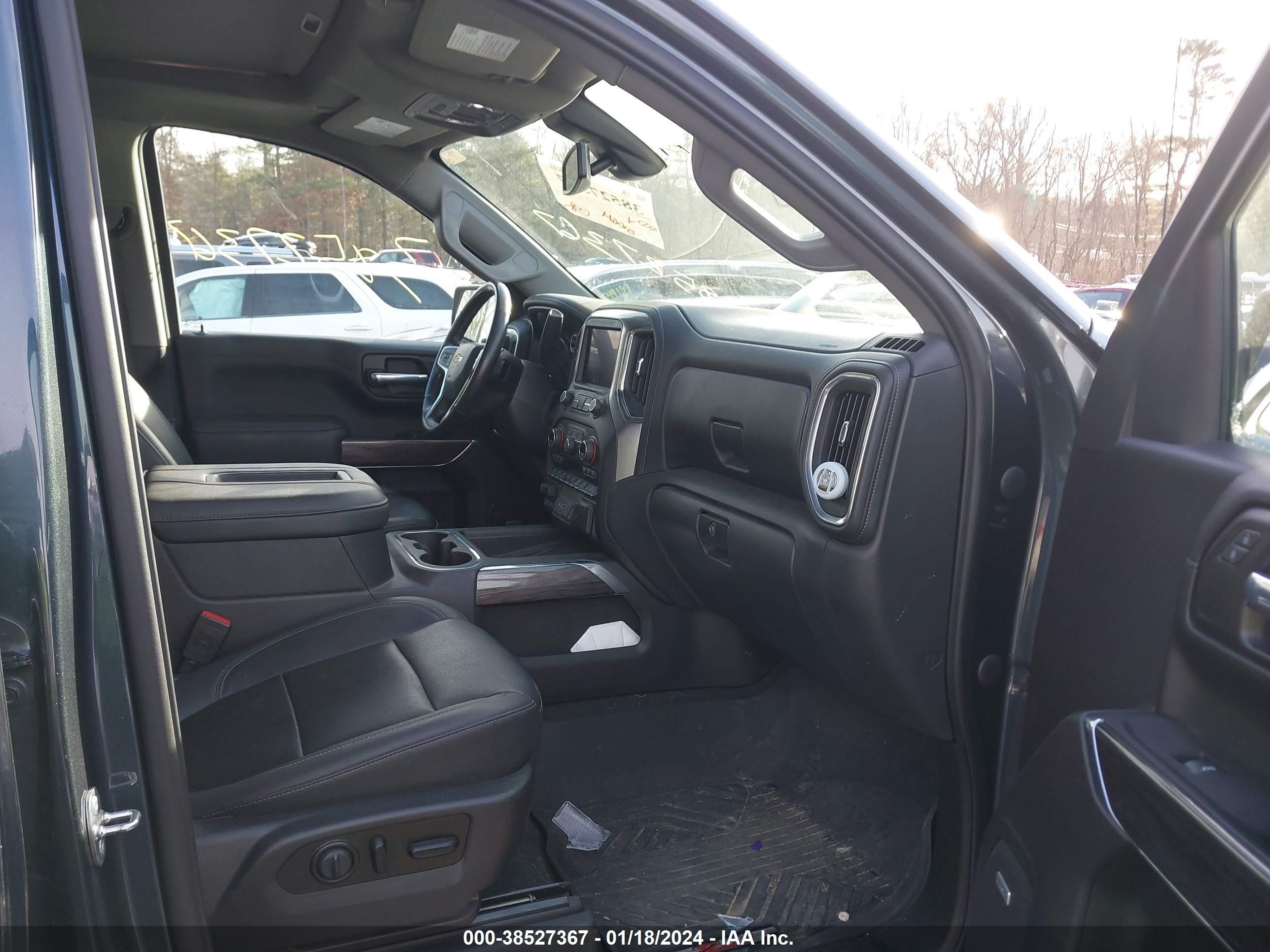 Photo 4 VIN: 3GCUYGED4MG186657 - CHEVROLET SILVERADO 