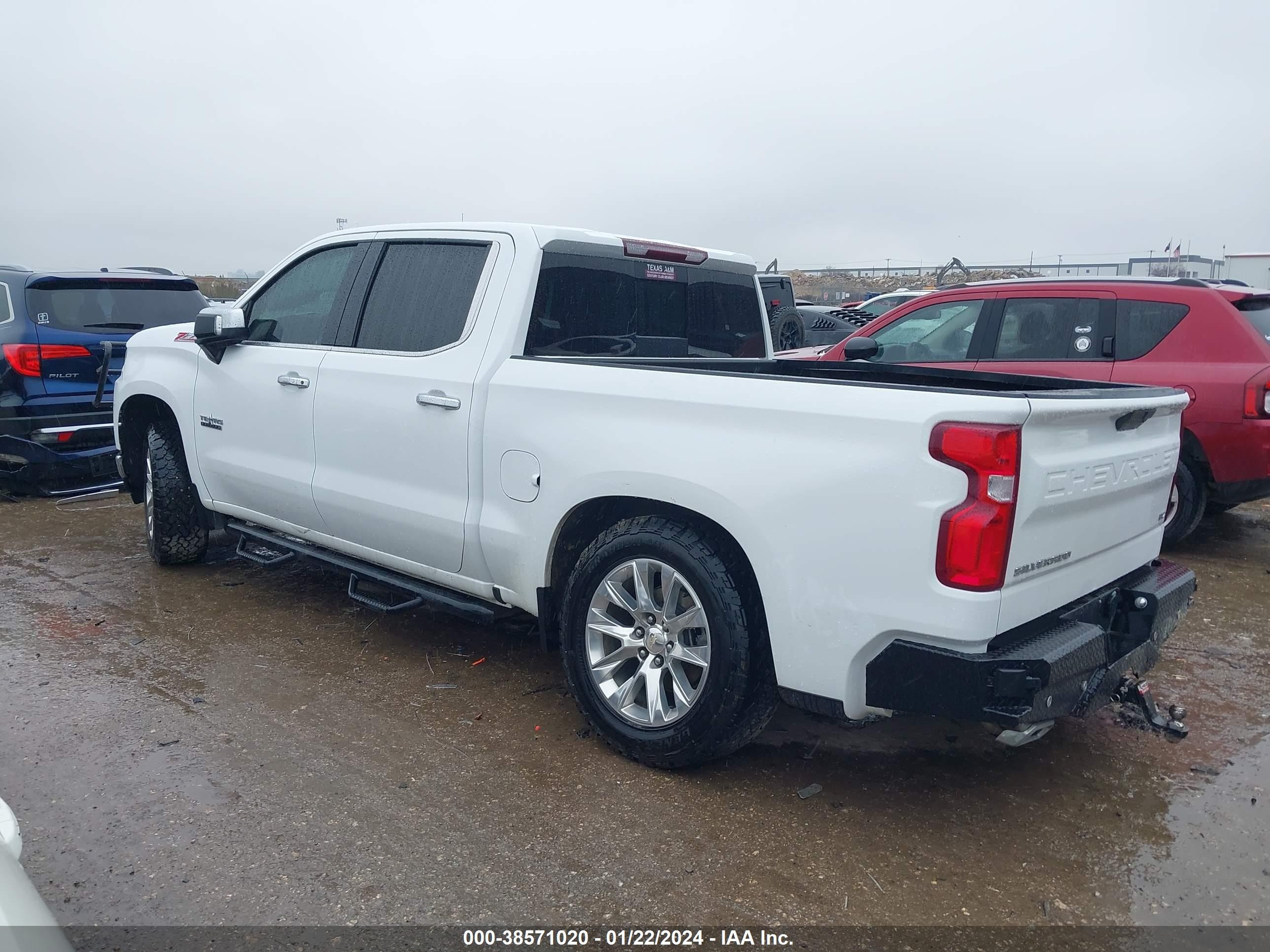 Photo 2 VIN: 3GCUYGET0MG229365 - CHEVROLET SILVERADO 