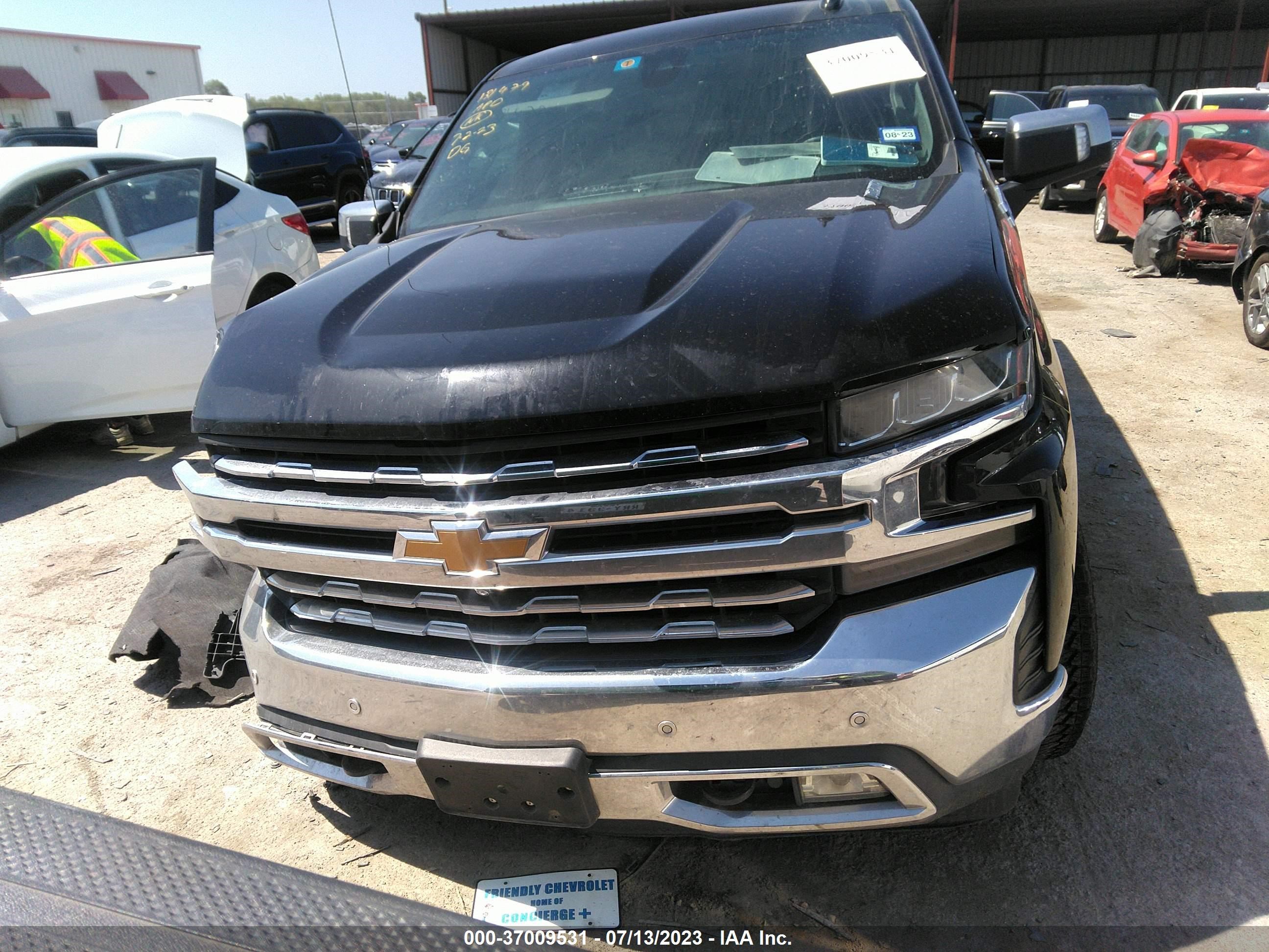 Photo 11 VIN: 3GCUYGET4LG415313 - CHEVROLET SILVERADO 