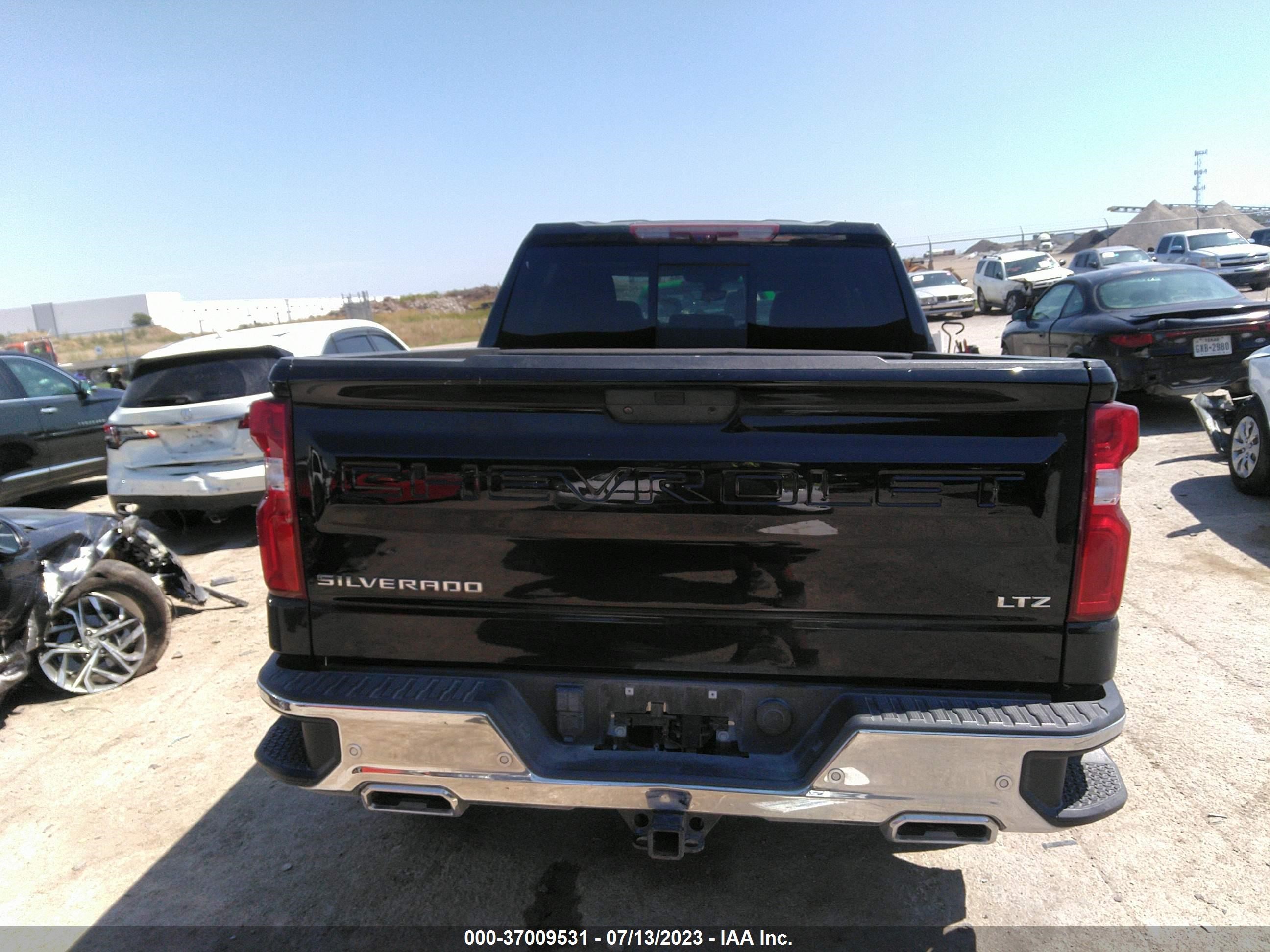 Photo 15 VIN: 3GCUYGET4LG415313 - CHEVROLET SILVERADO 