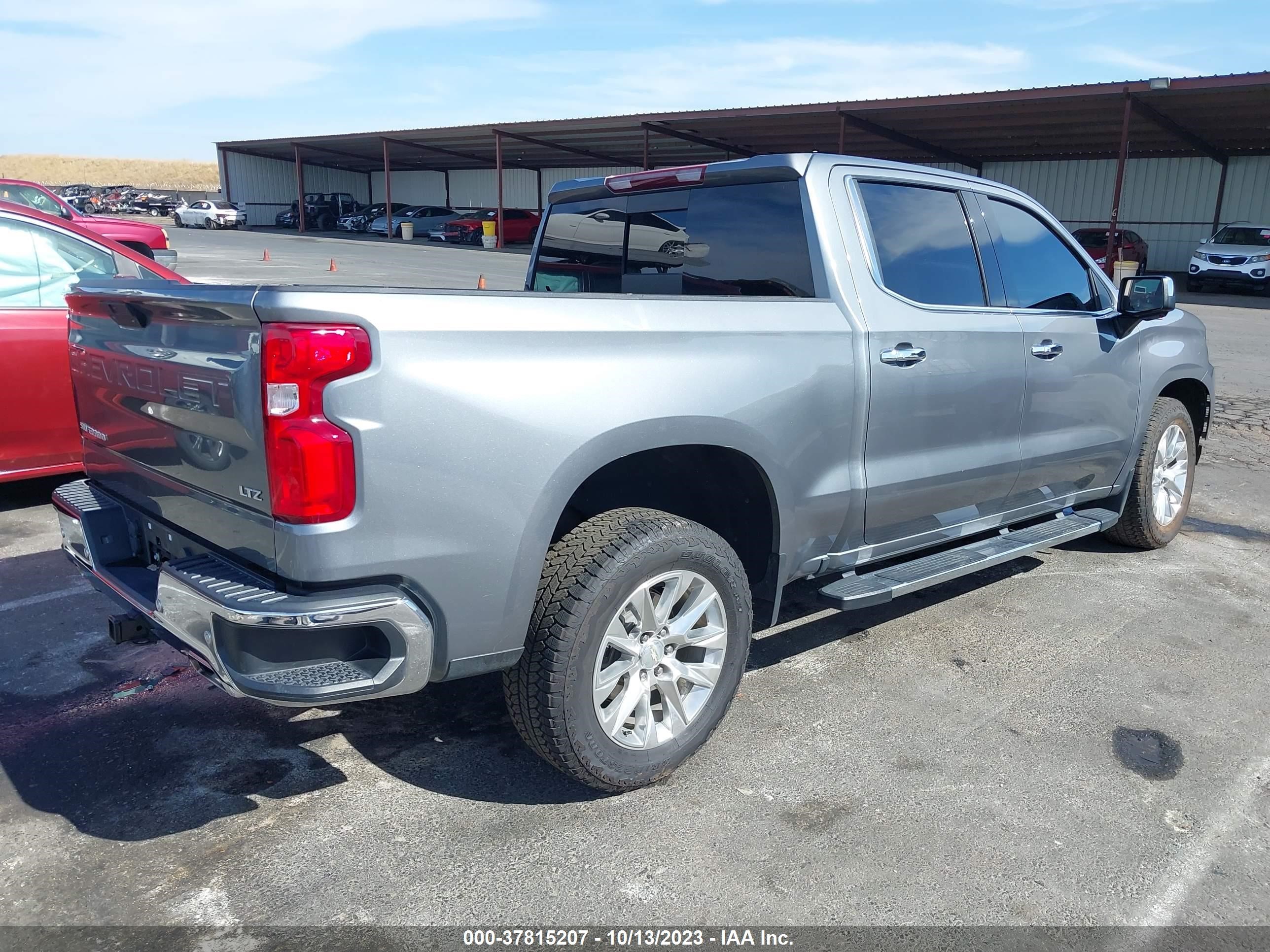 Photo 3 VIN: 3GCUYGET5MG150824 - CHEVROLET SILVERADO 