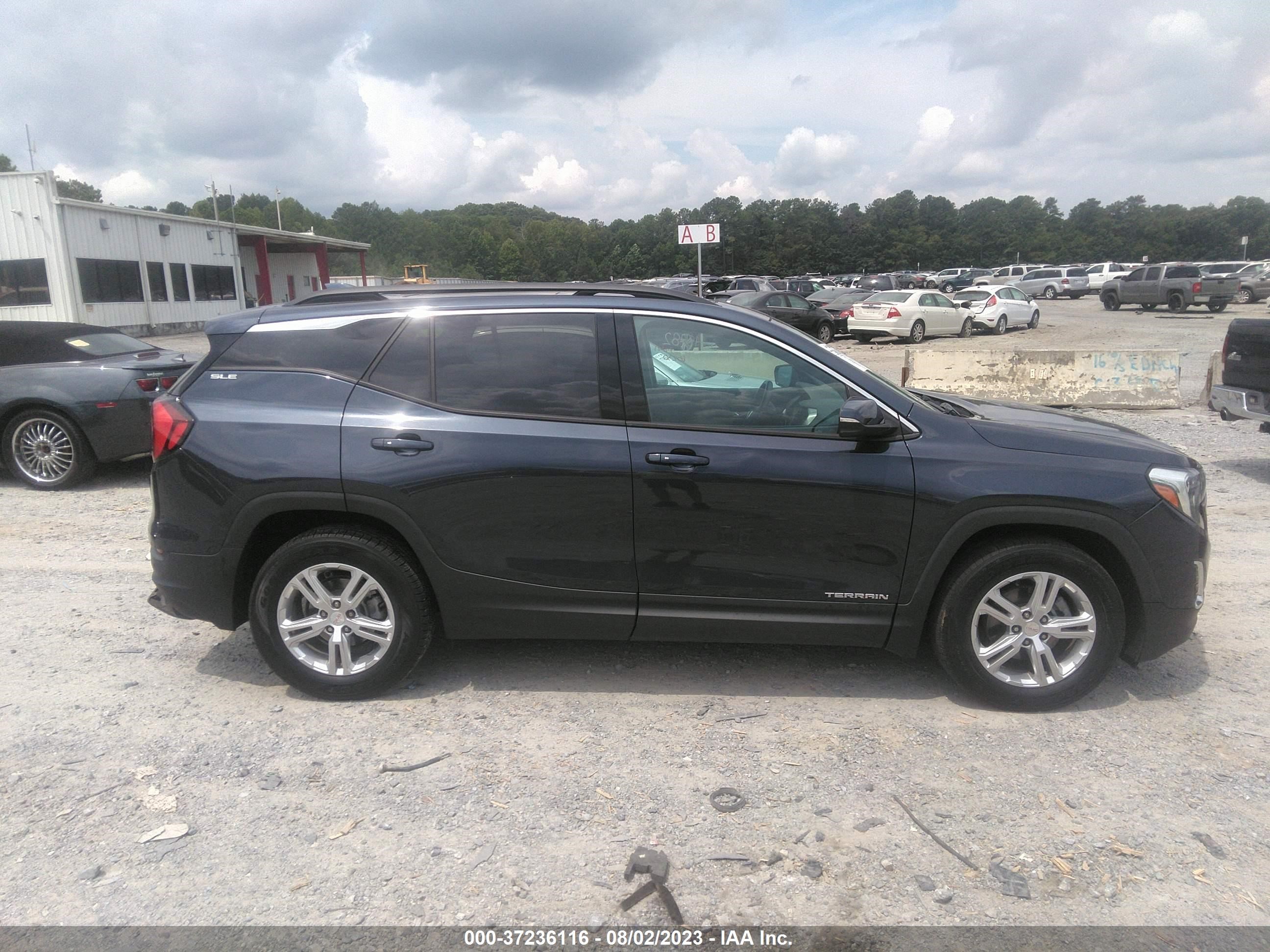 Photo 12 VIN: 3GKALMEV0JL145782 - GMC TERRAIN 