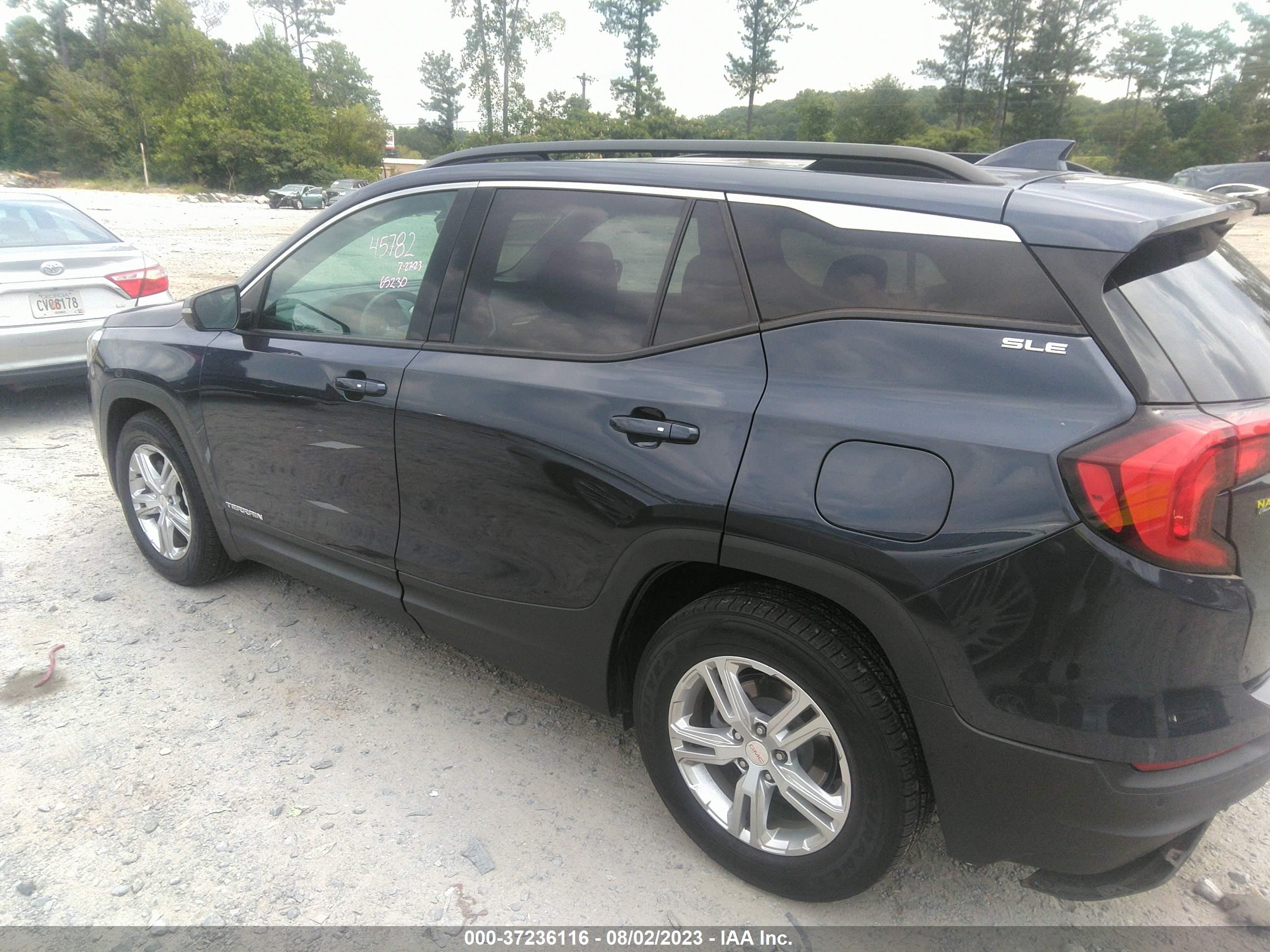 Photo 2 VIN: 3GKALMEV0JL145782 - GMC TERRAIN 