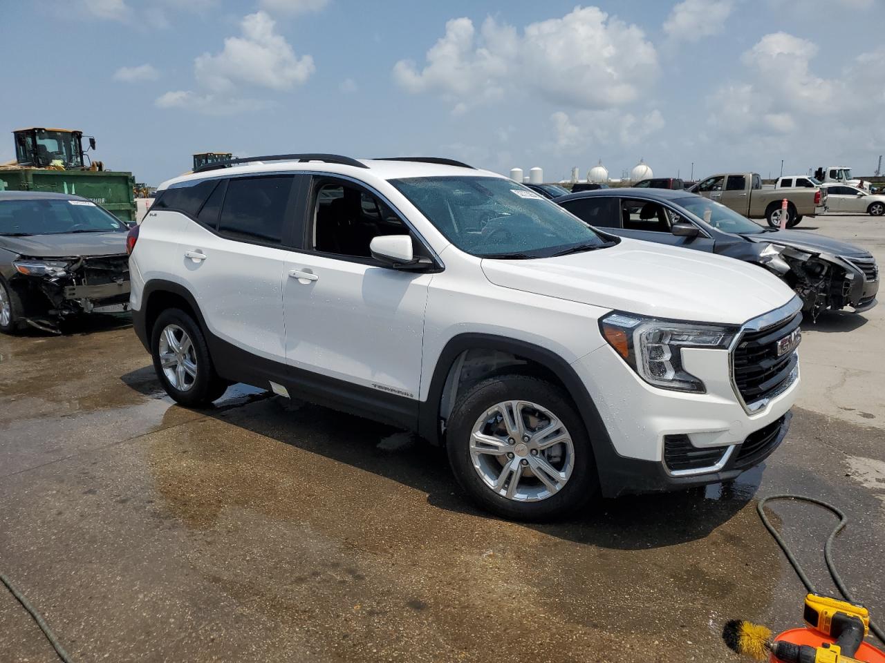 Photo 3 VIN: 3GKALMEV0NL115736 - GMC TERRAIN 