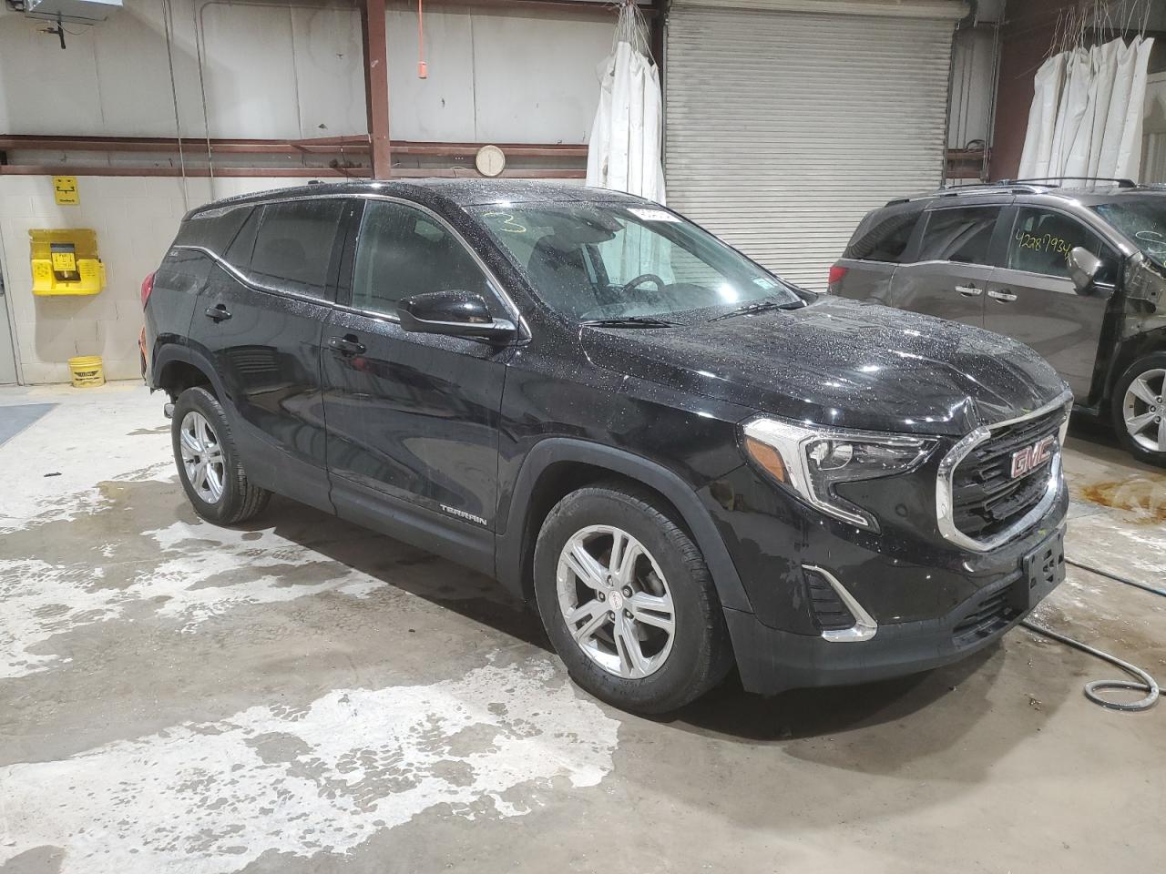 Photo 3 VIN: 3GKALMEV5JL201666 - GMC TERRAIN 