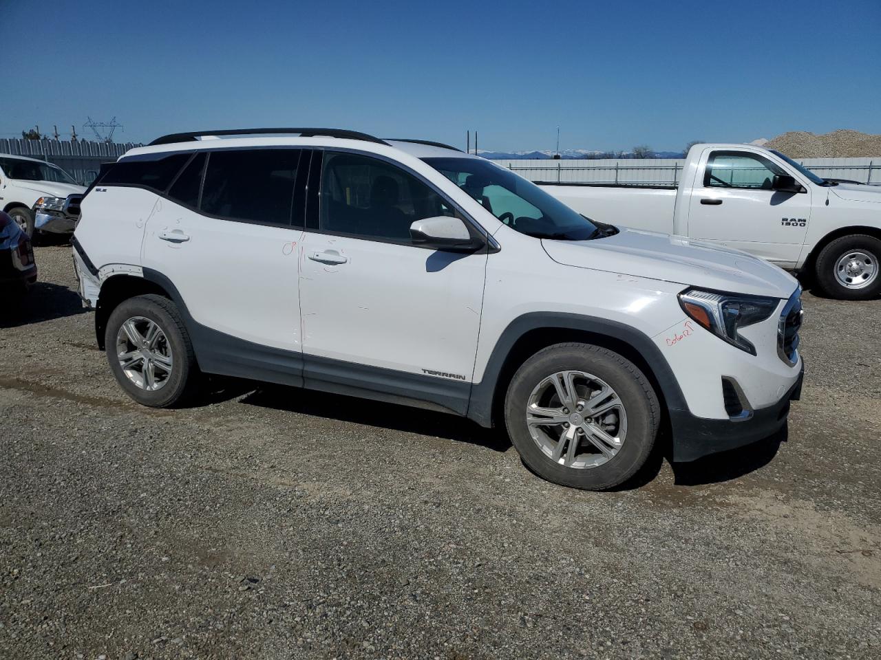 Photo 3 VIN: 3GKALMEV7KL399555 - GMC TERRAIN 