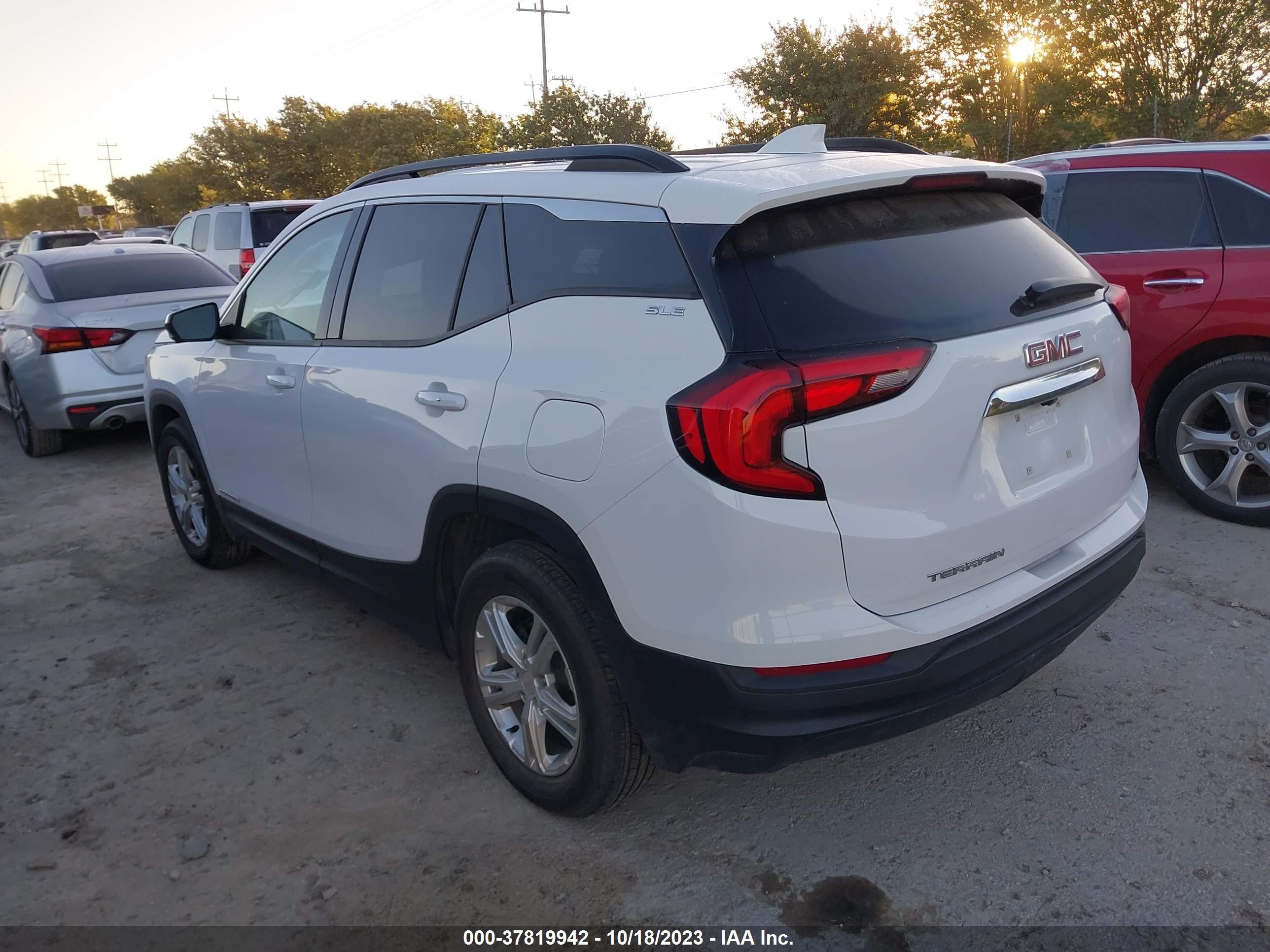 Photo 2 VIN: 3GKALMEV8LL338426 - GMC TERRAIN 