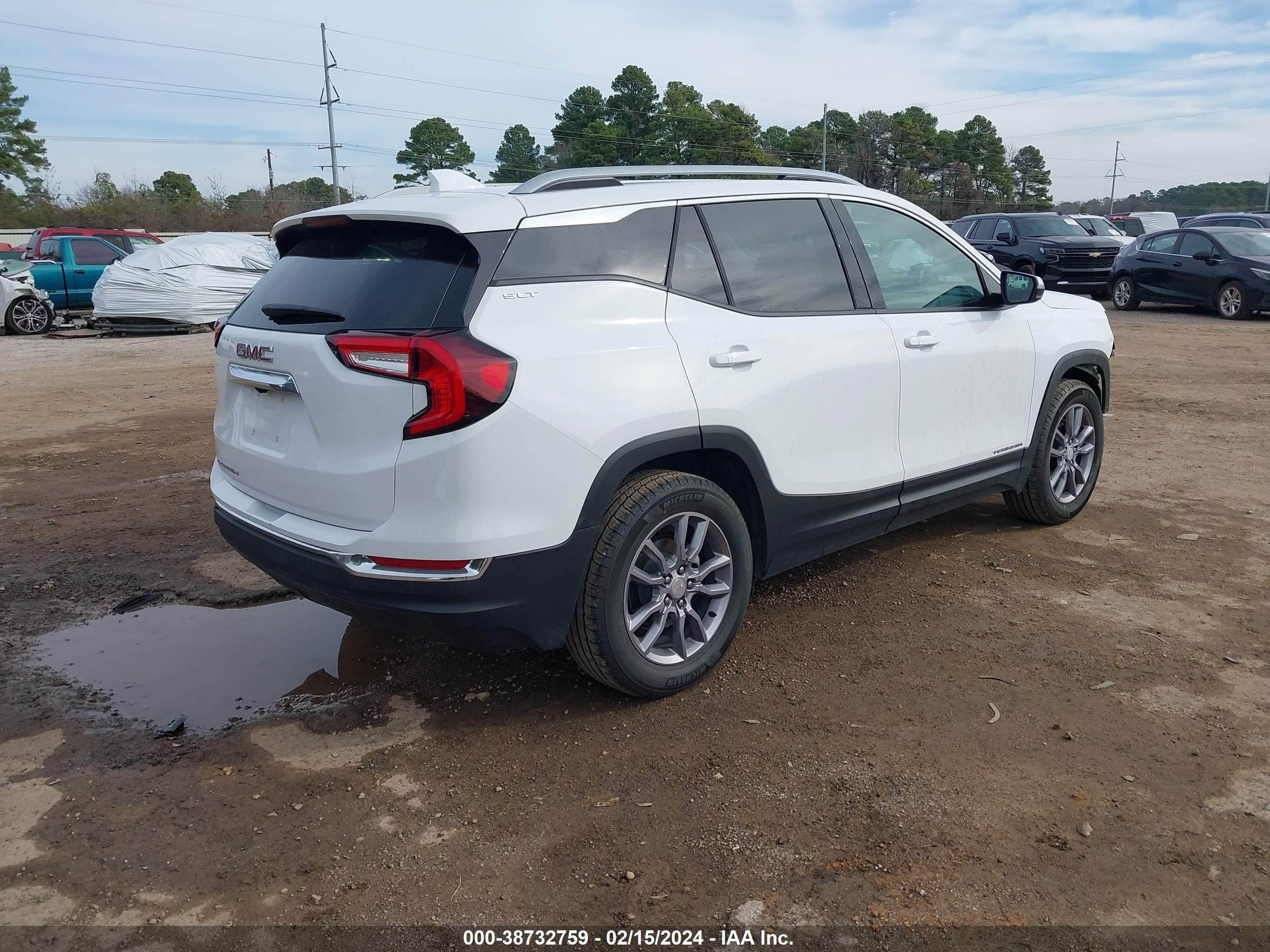 Photo 3 VIN: 3GKALPEG5RL170353 - GMC TERRAIN 